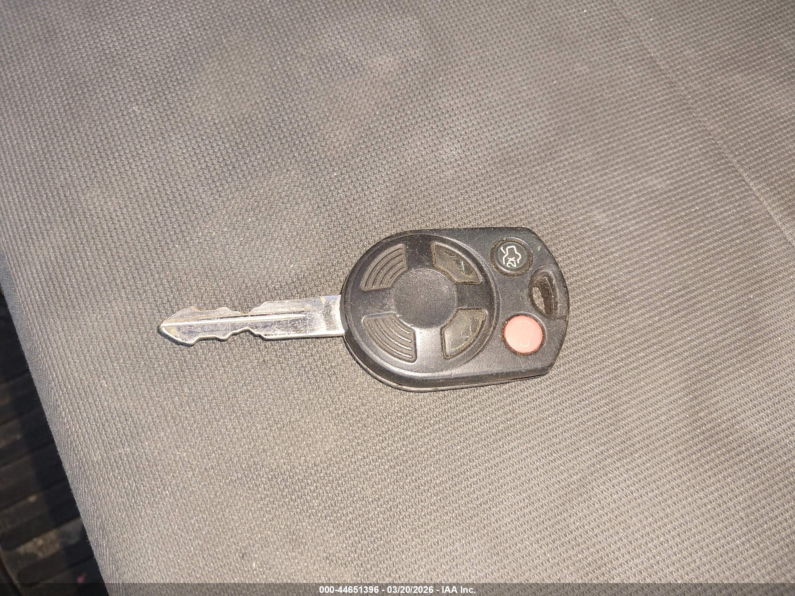 FORD ESCAPE image 11