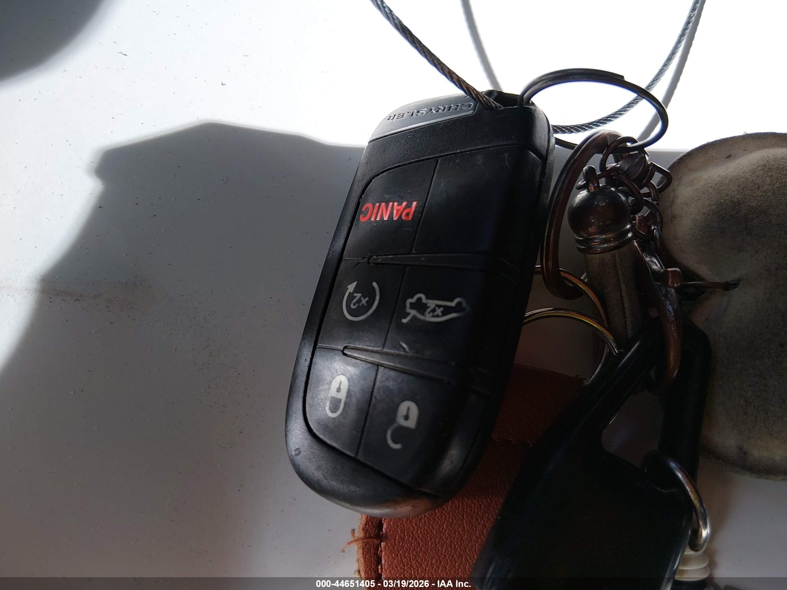 CHRYSLER 300C image 11