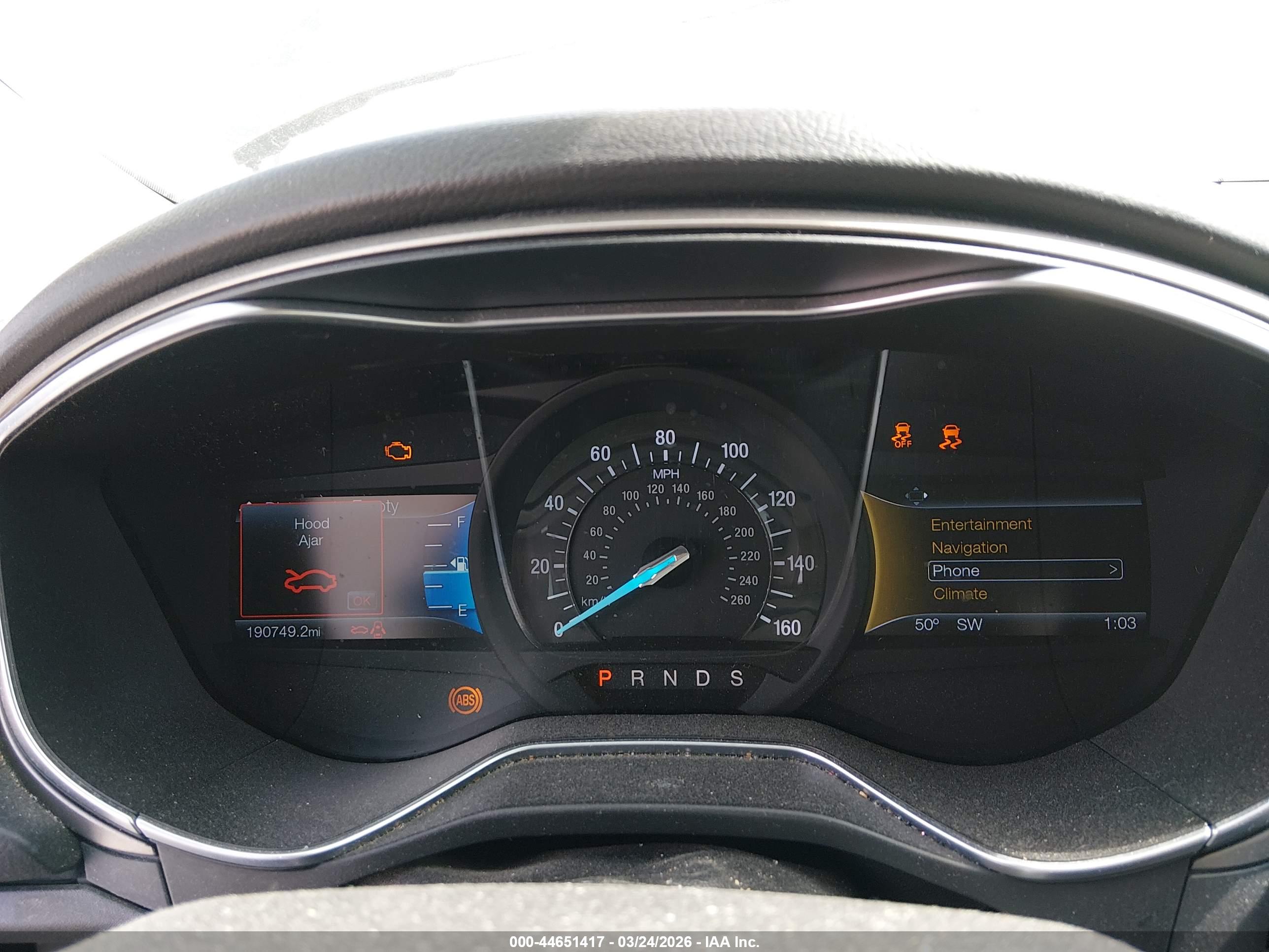 FORD FUSION image 7