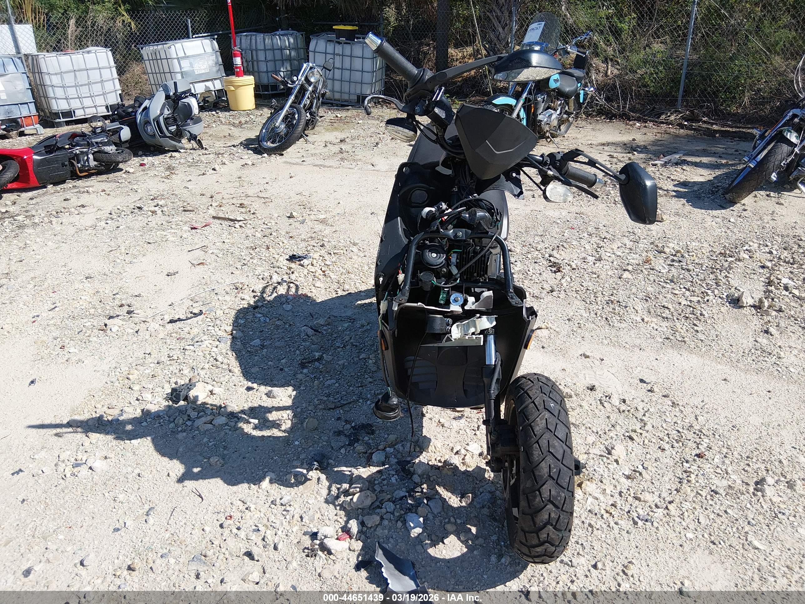 ZNEN SCOOTER image 5