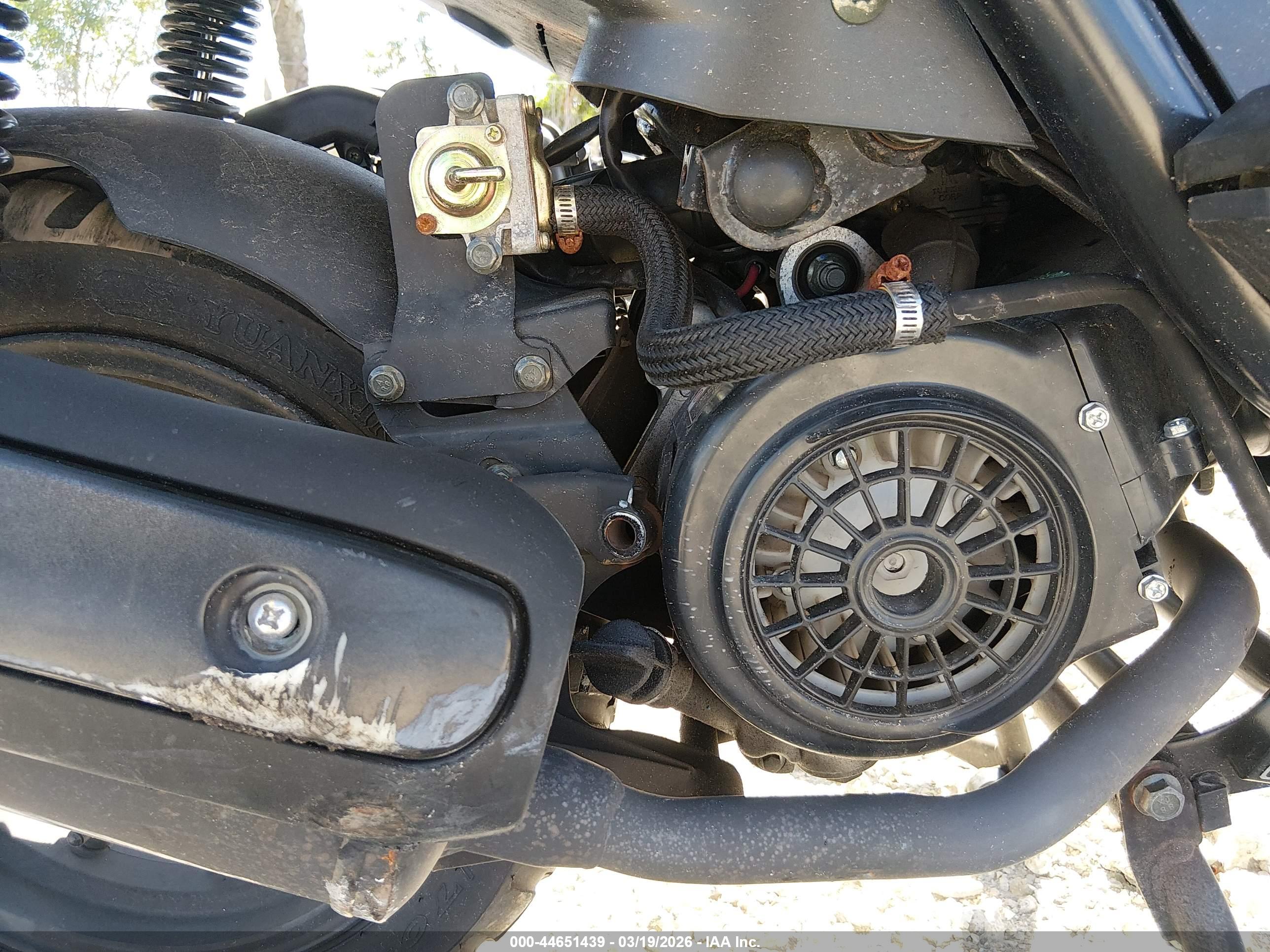 ZNEN SCOOTER image 8