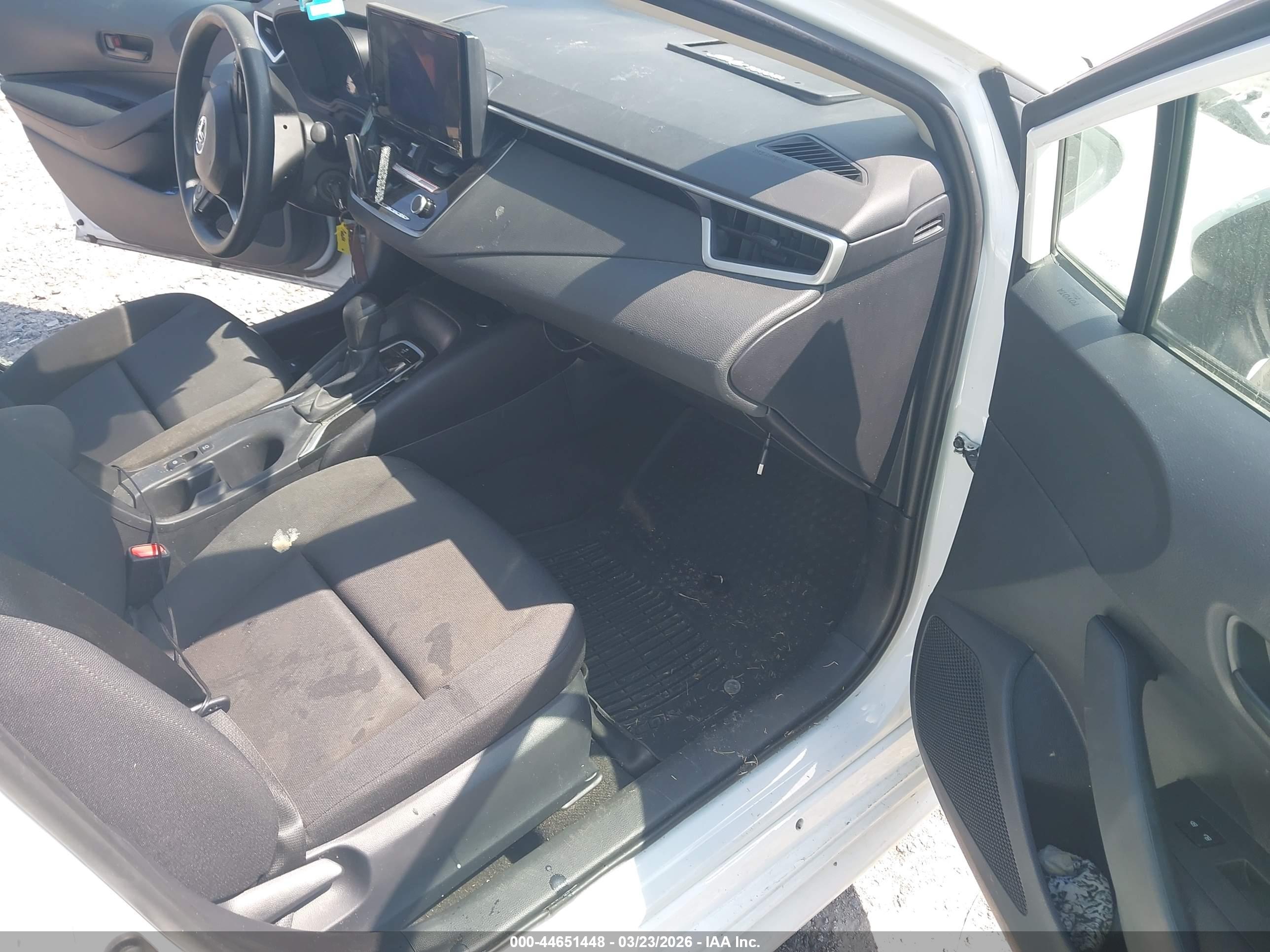 TOYOTA COROLLA image 5