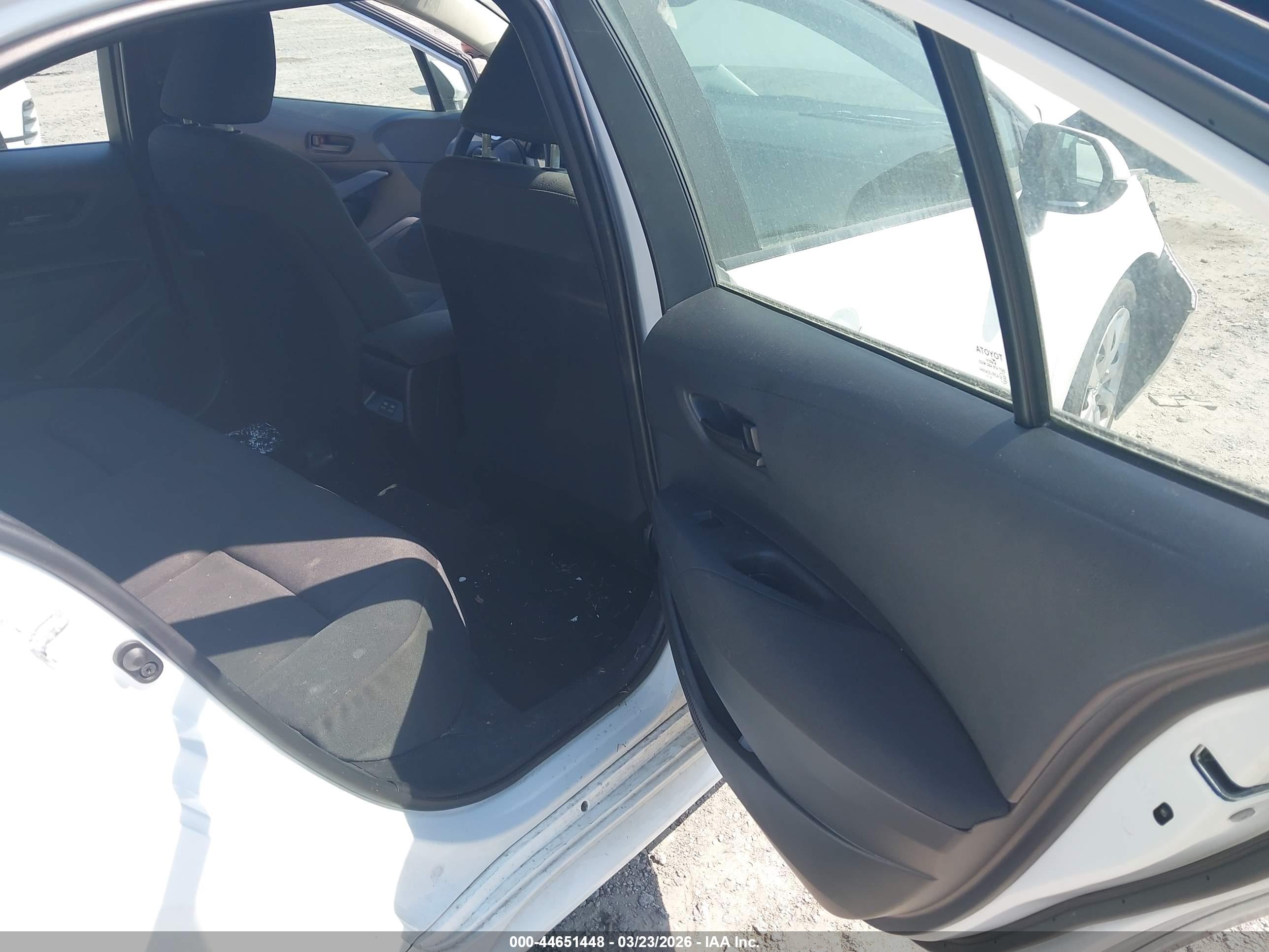 TOYOTA COROLLA image 8