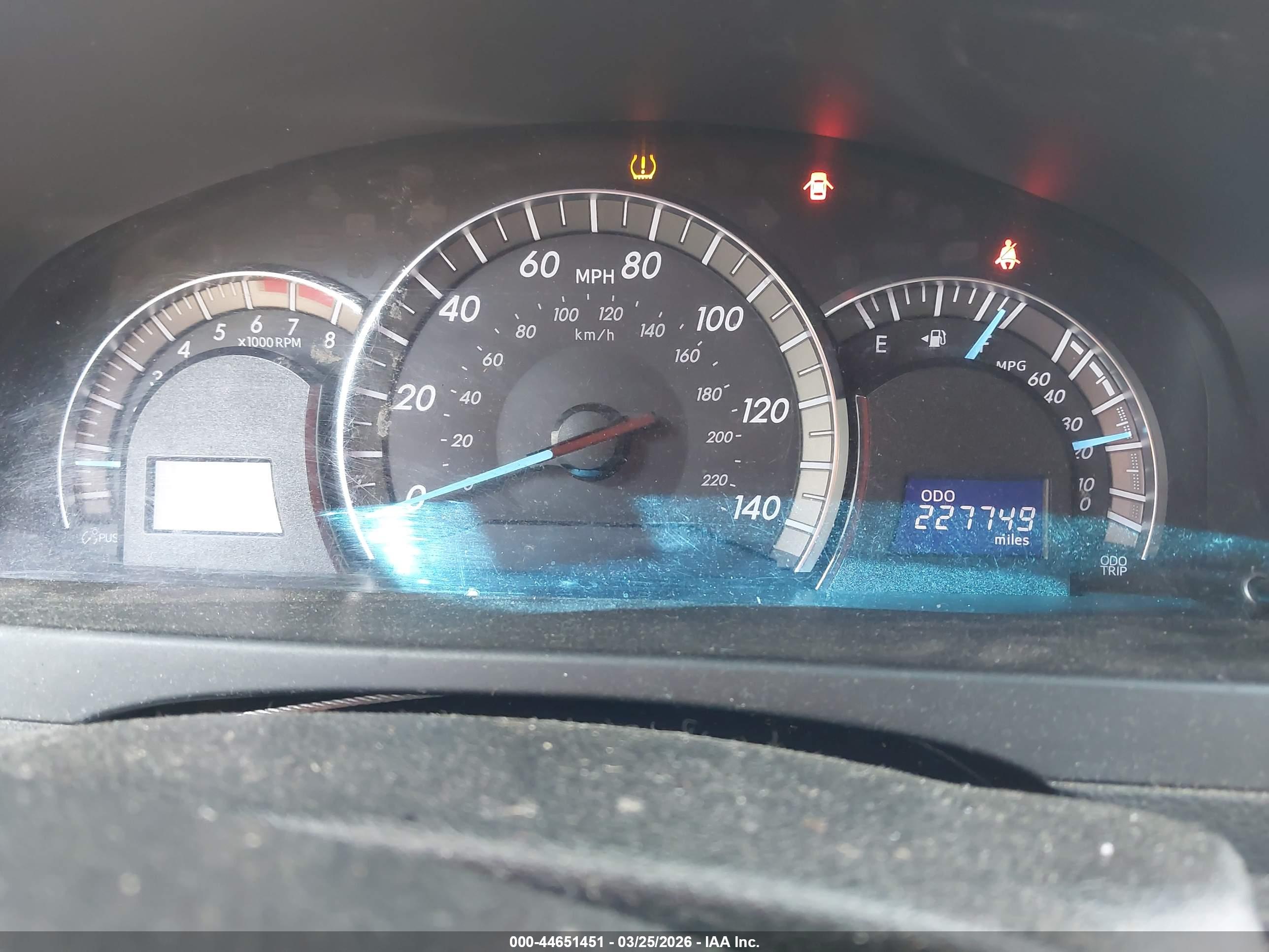 TOYOTA CAMRY image 7