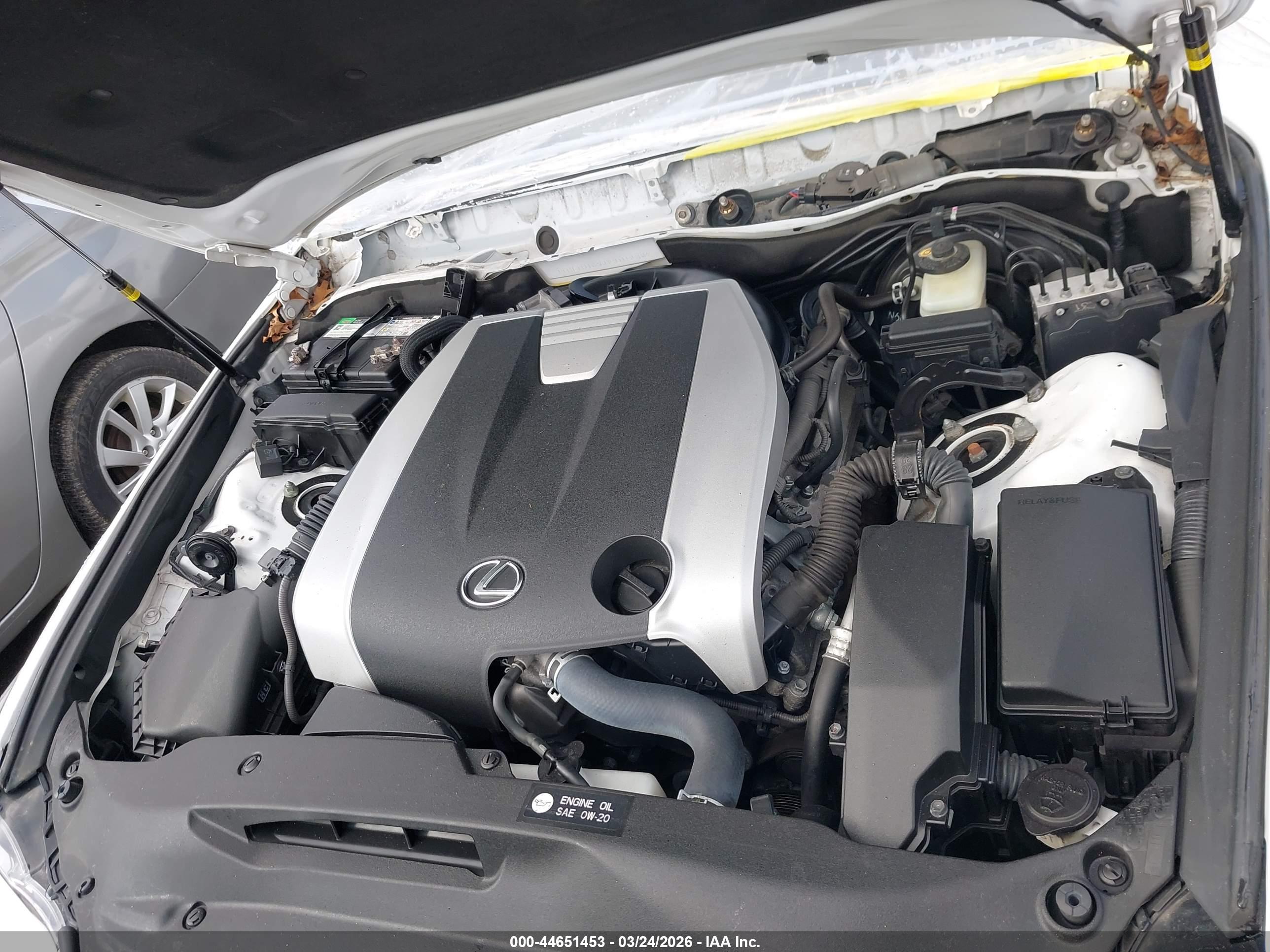 LEXUS IS image 10