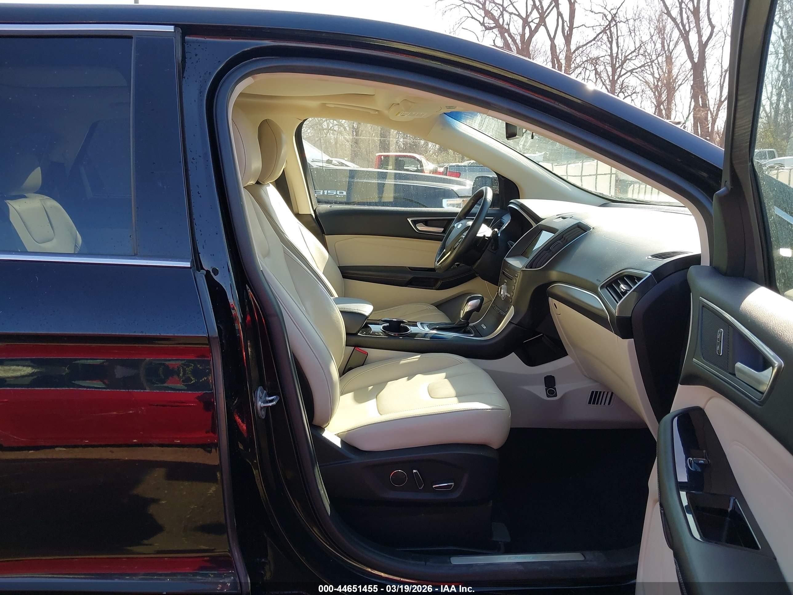 FORD EDGE image 5