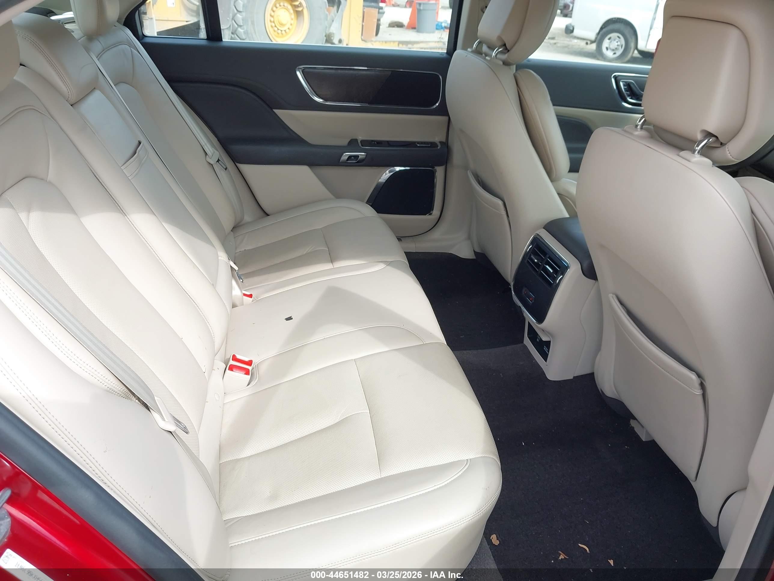 LINCOLN CONTINENTAL image 8