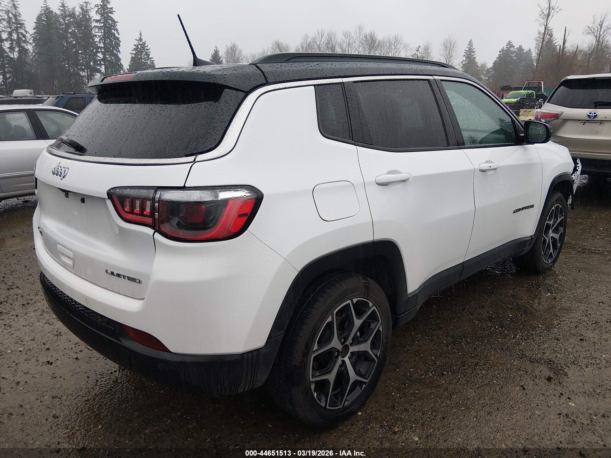 JEEP COMPASS image 4