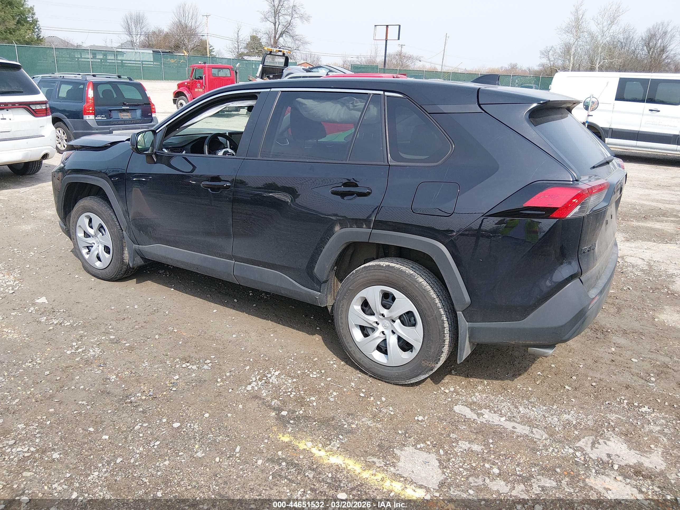 TOYOTA RAV4 image 3