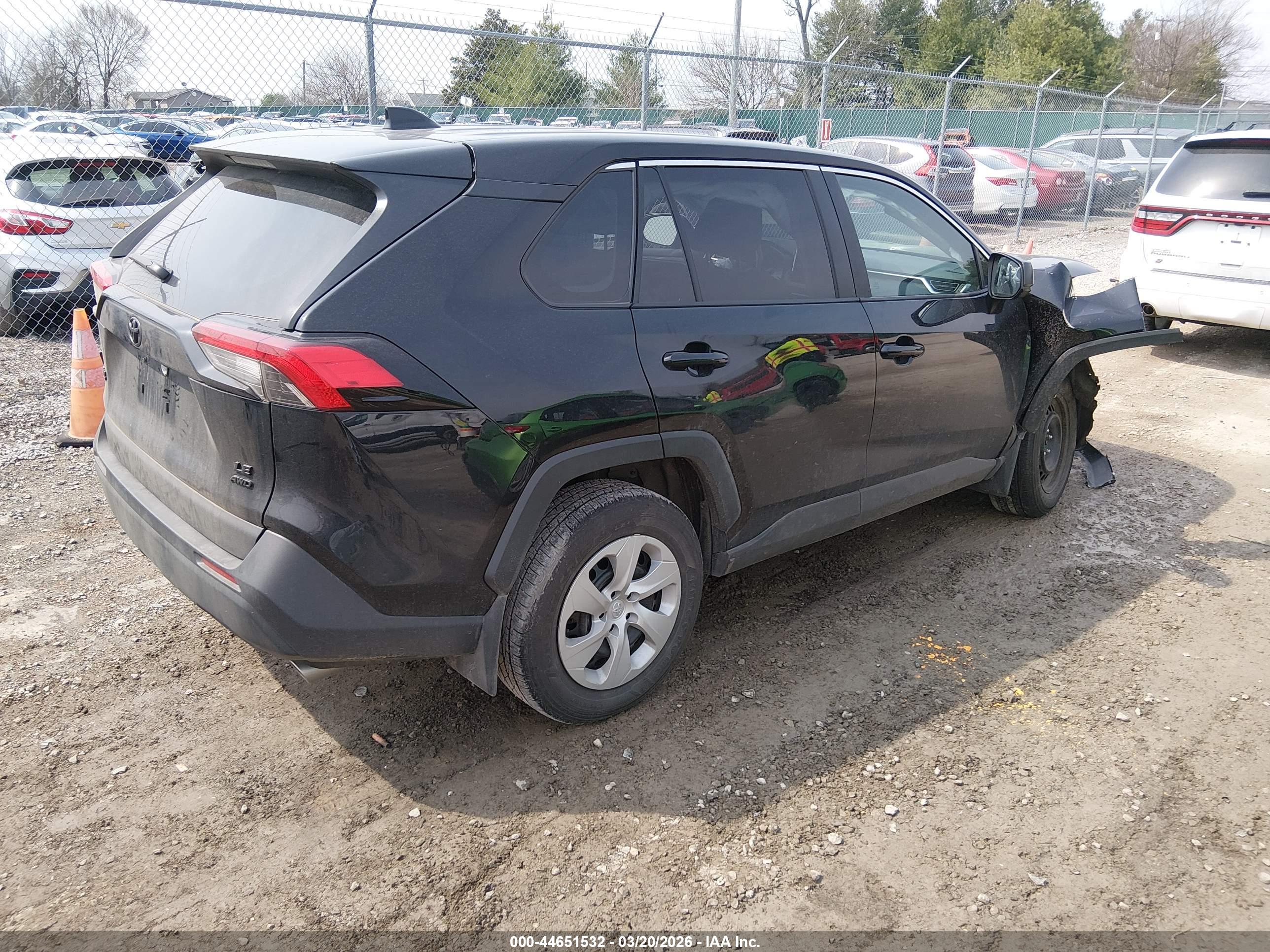 TOYOTA RAV4 image 4
