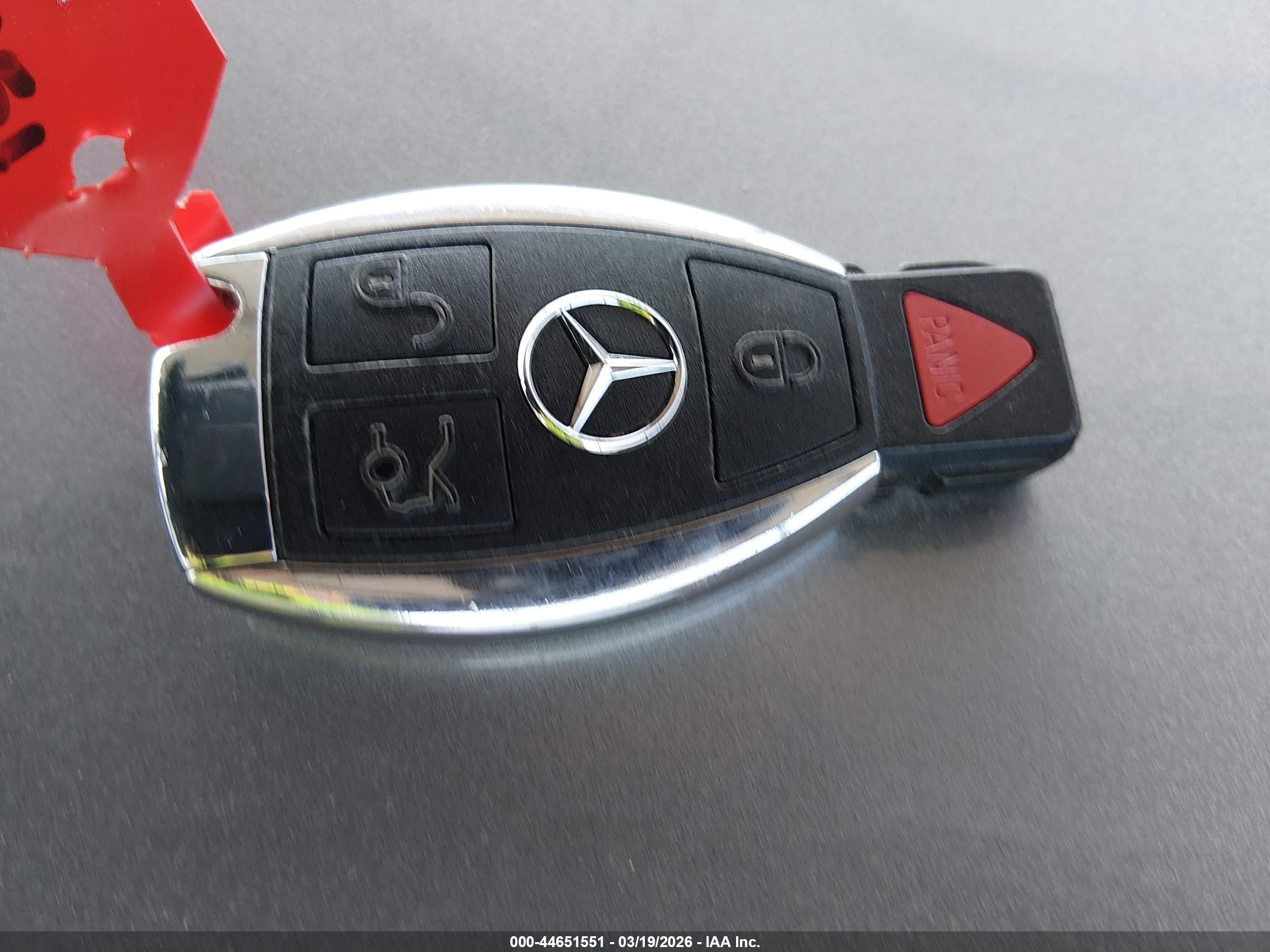 MERCEDES-BENZ GLC image 11