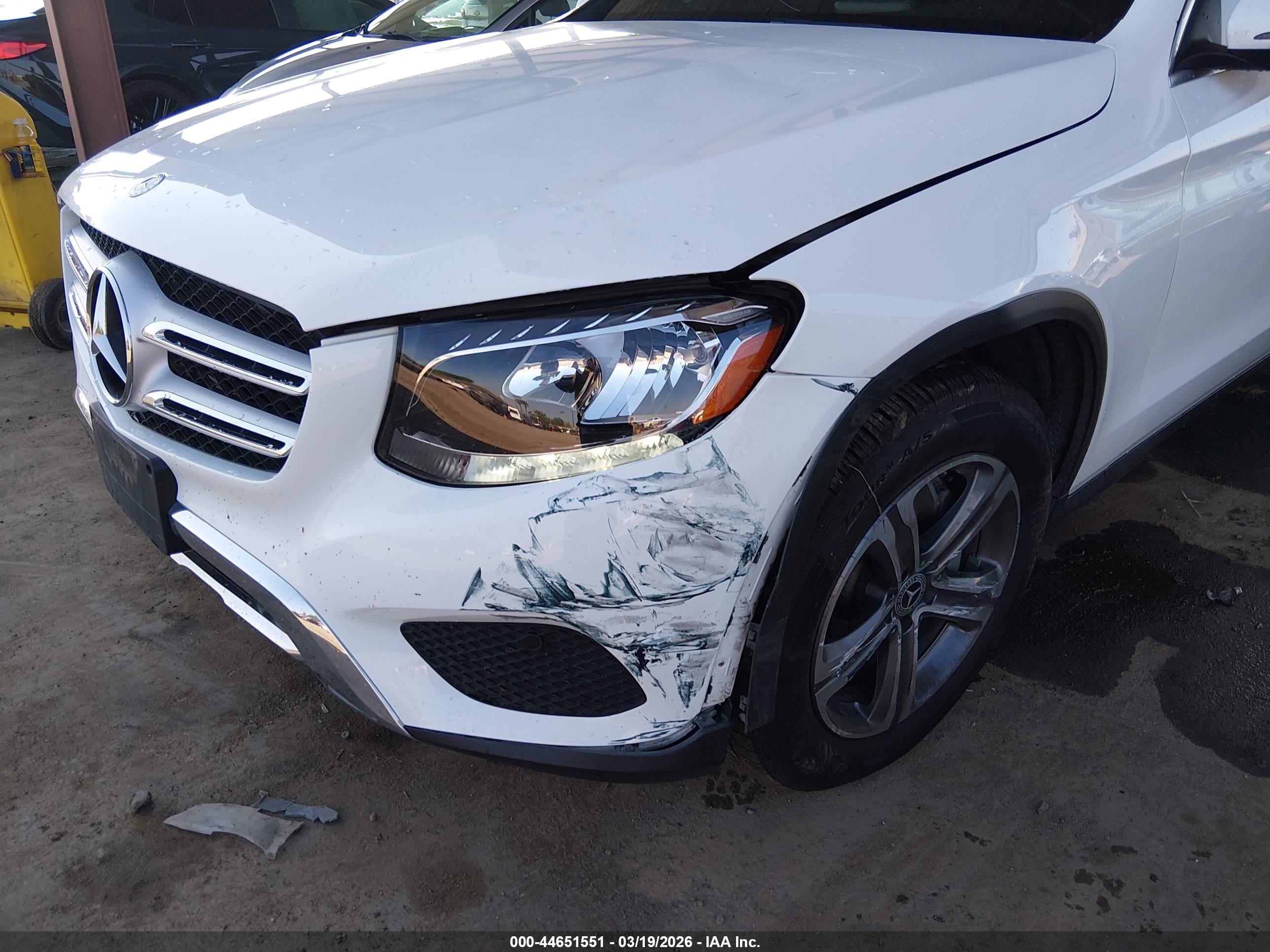 MERCEDES-BENZ GLC image 6