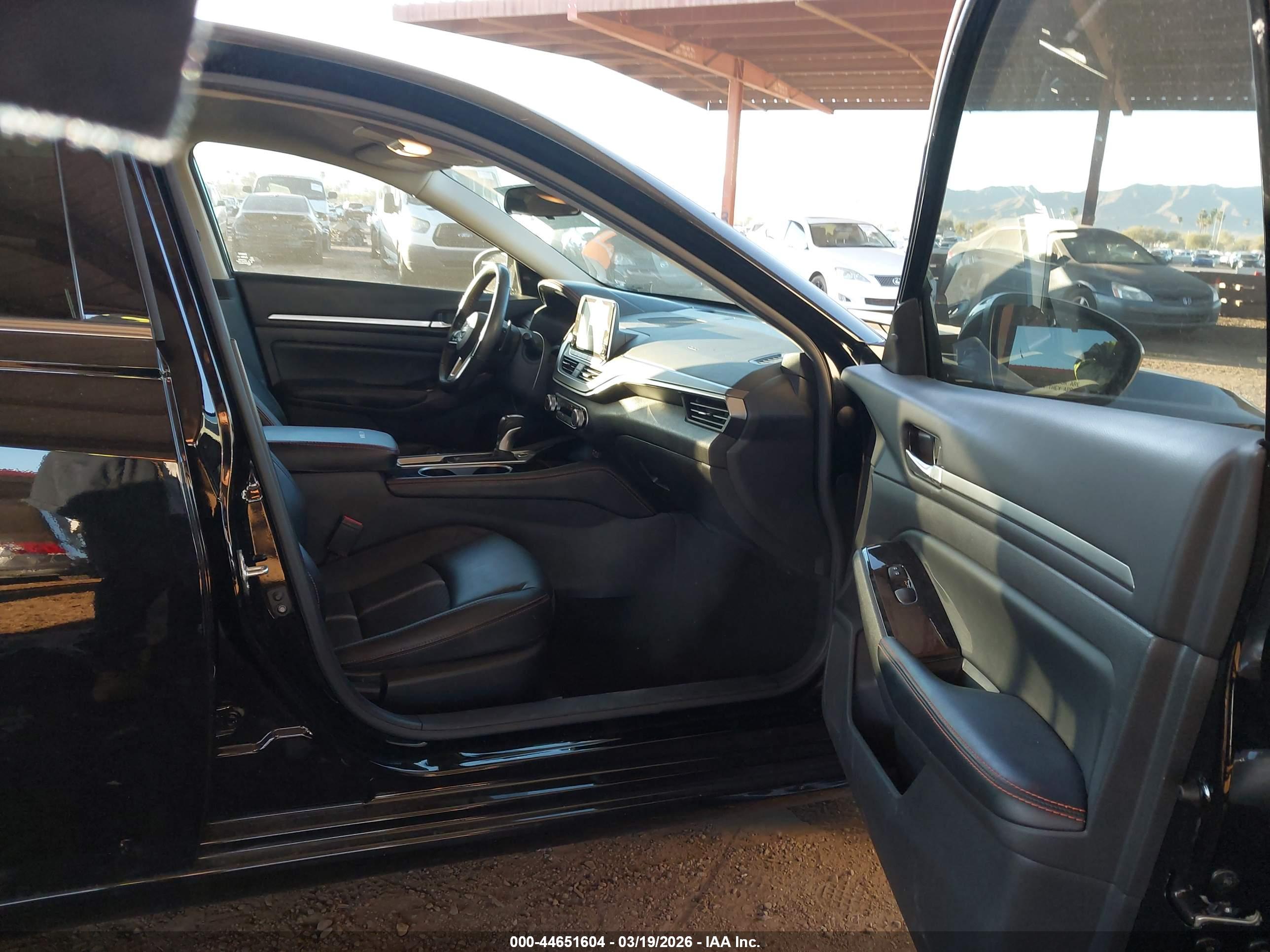 NISSAN ALTIMA image 5