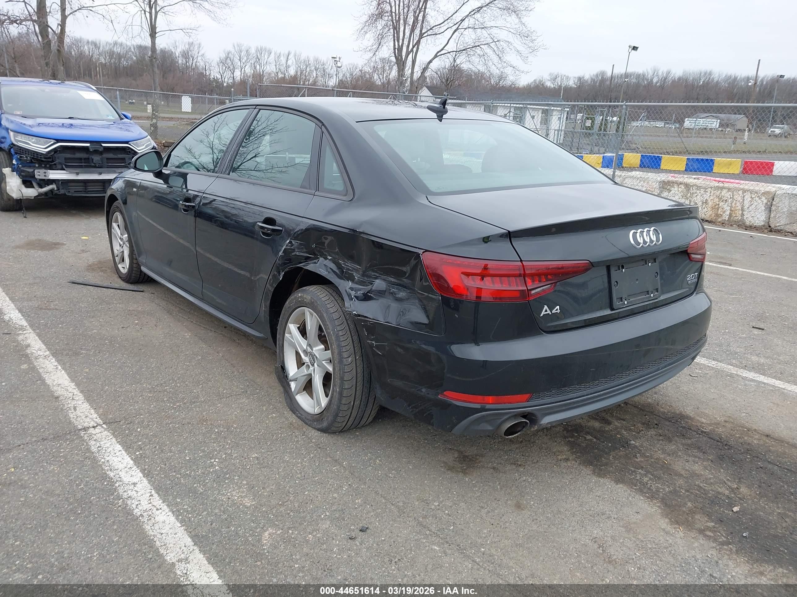 AUDI A4 image 3