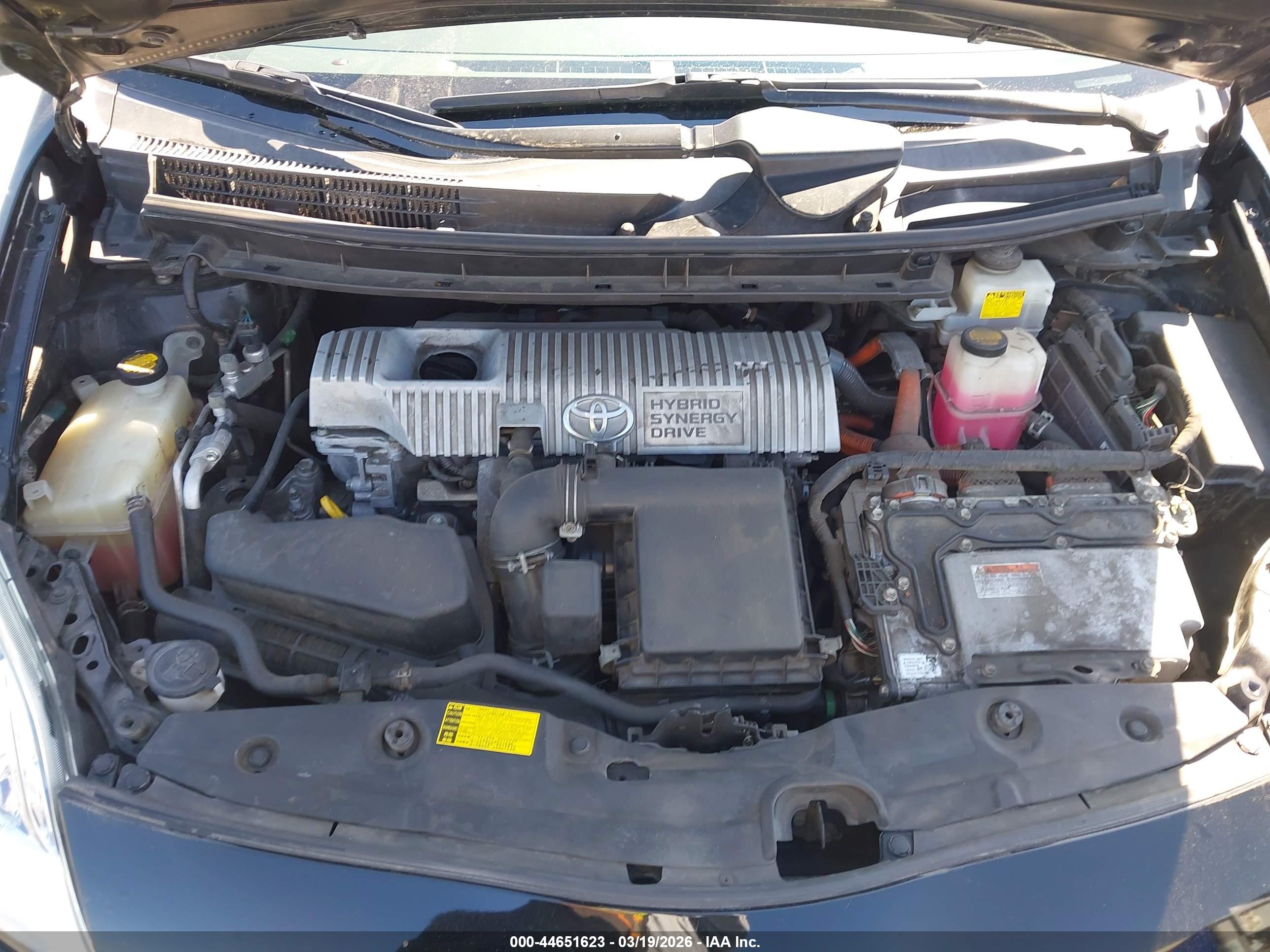 TOYOTA PRIUS image 10