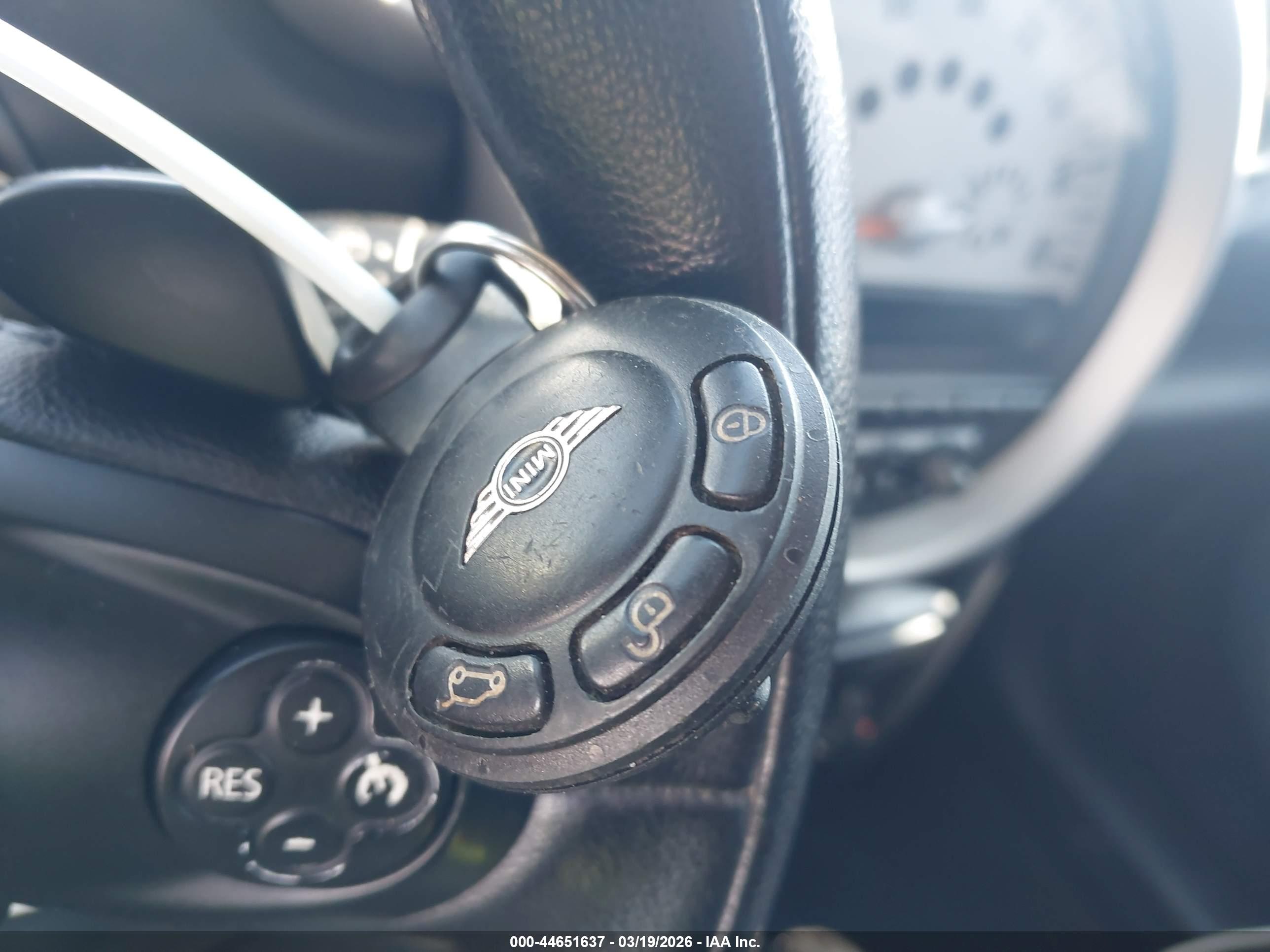 MINI COOPER image 11