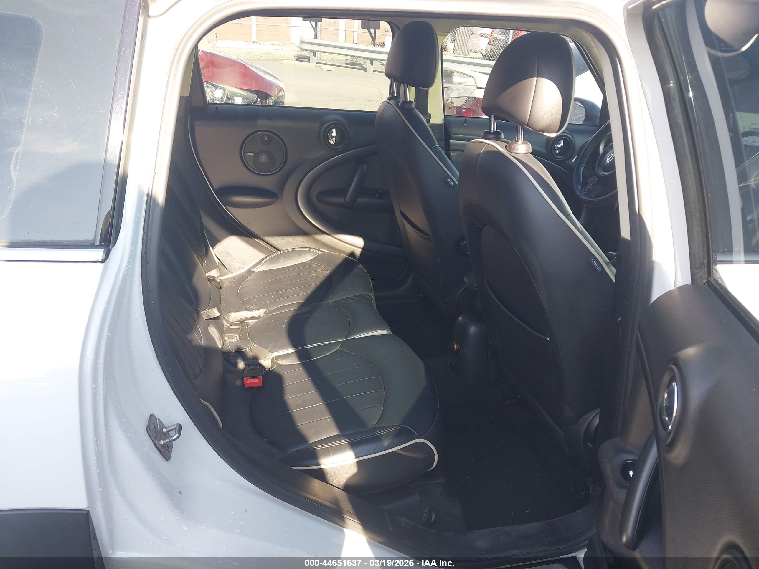 MINI COOPER image 8