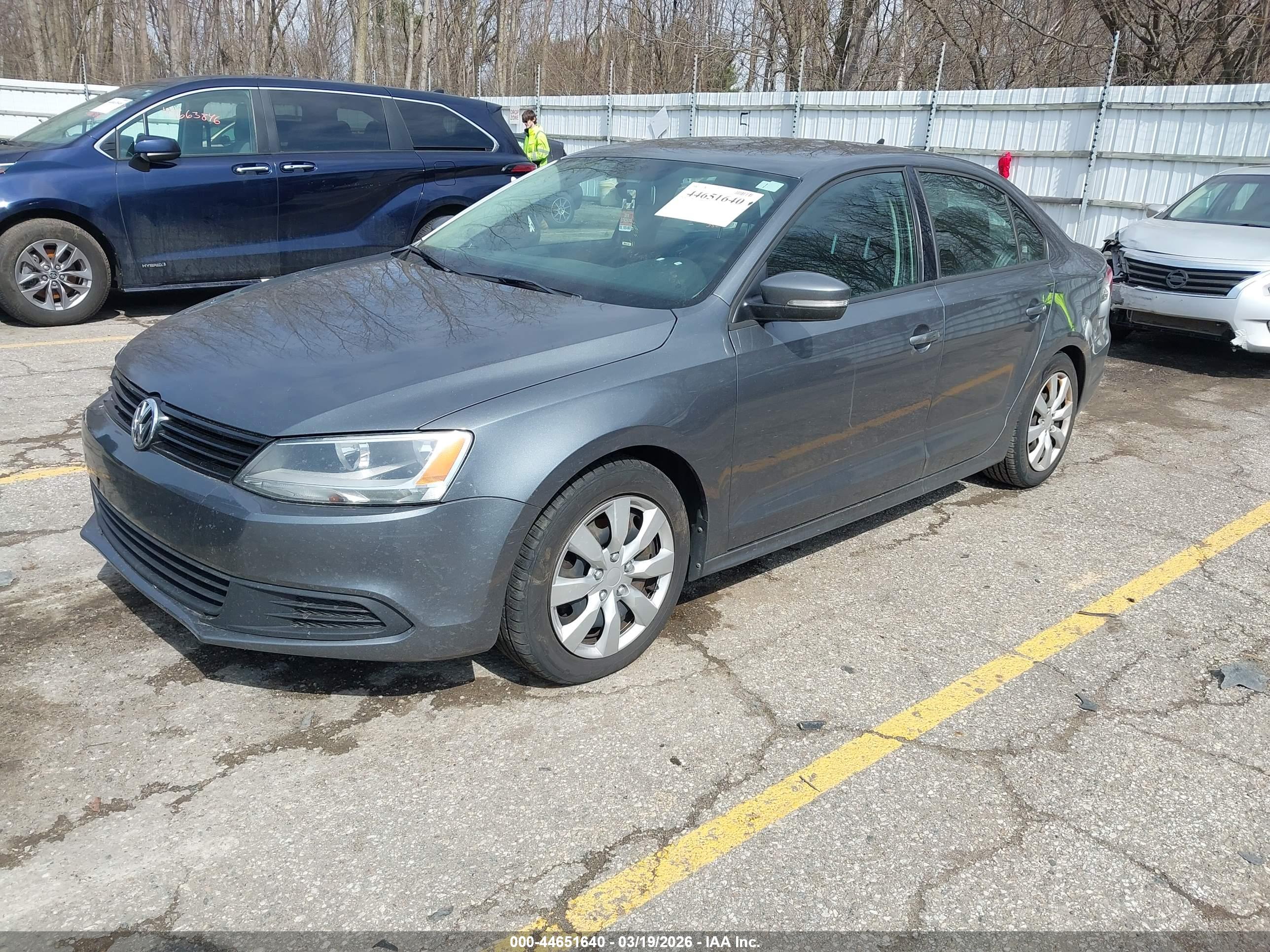 VOLKSWAGEN JETTA image 2