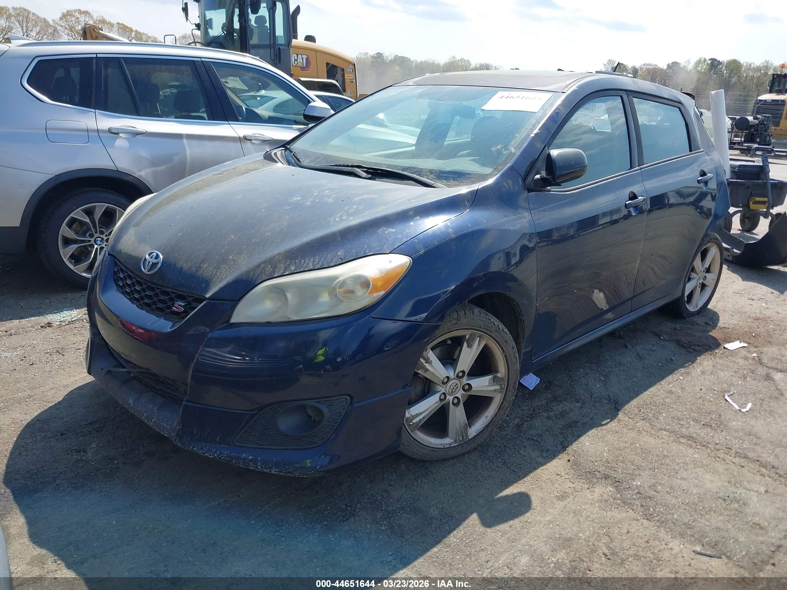 TOYOTA MATRIX image 2