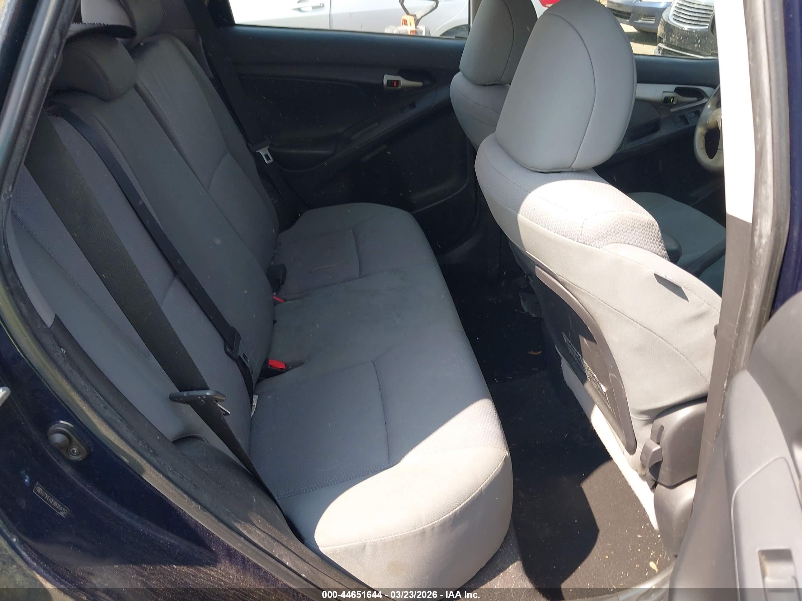 TOYOTA MATRIX image 8