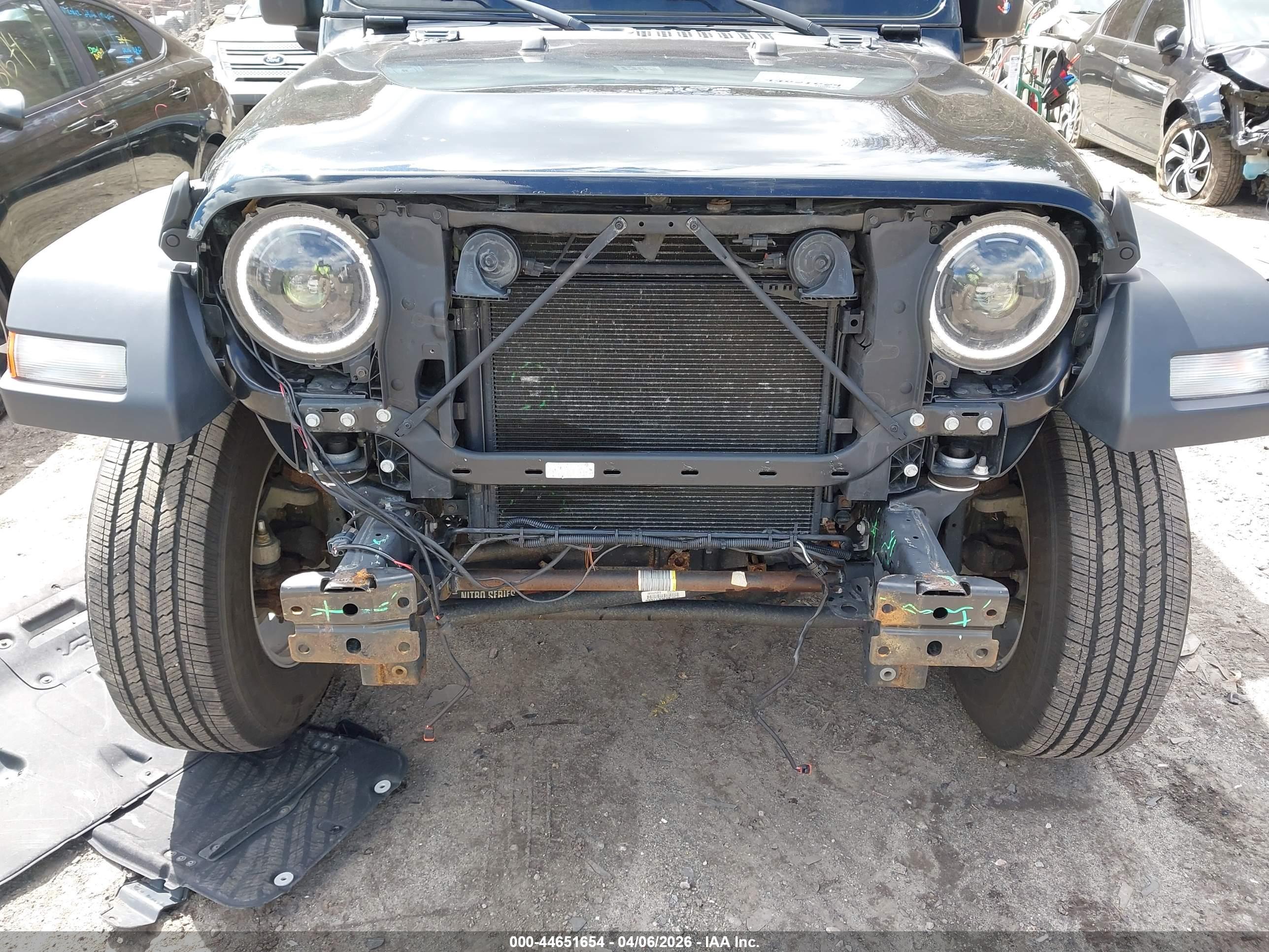 JEEP WRANGLER image 6