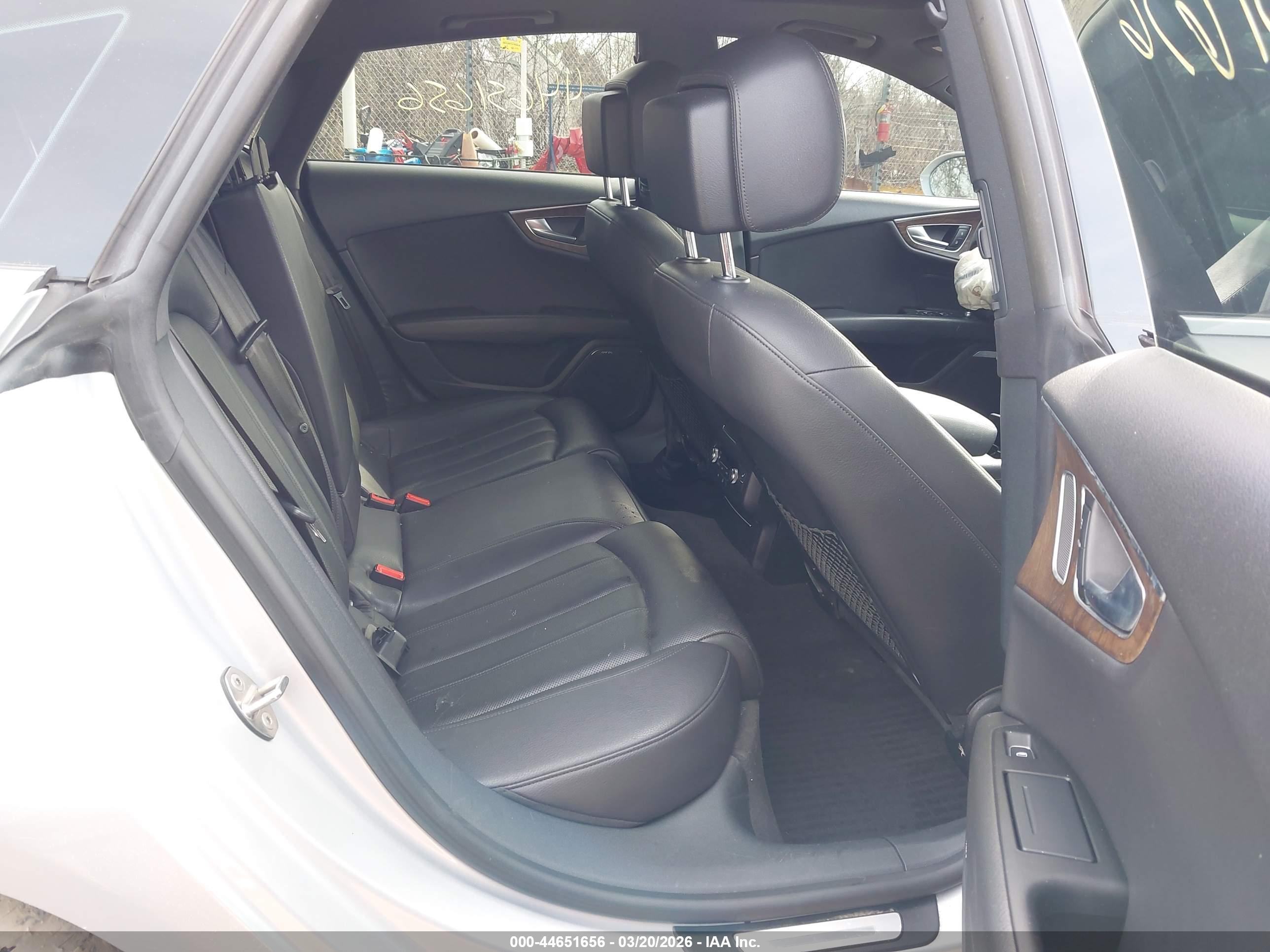 AUDI A7 image 8