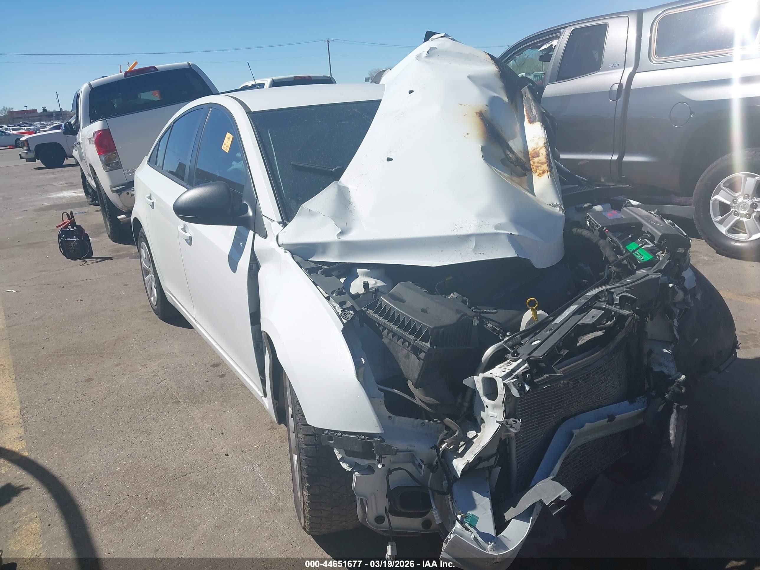 CHEVROLET CRUZE image 6