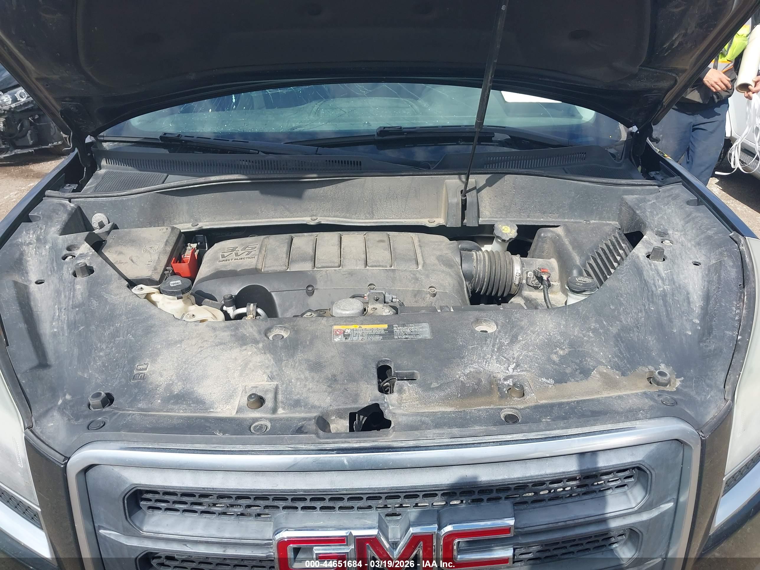 GMC ACADIA image 10