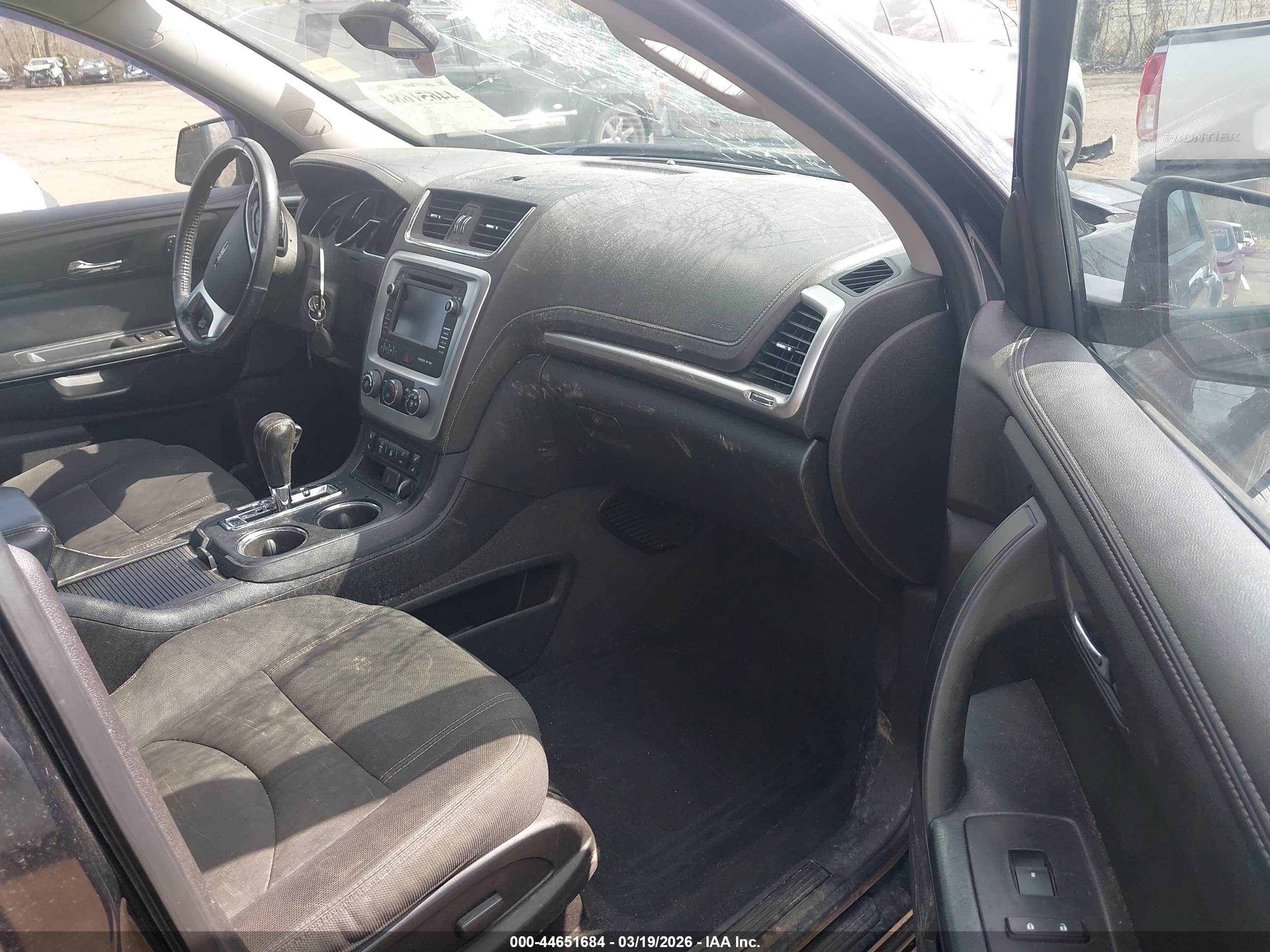 GMC ACADIA image 5
