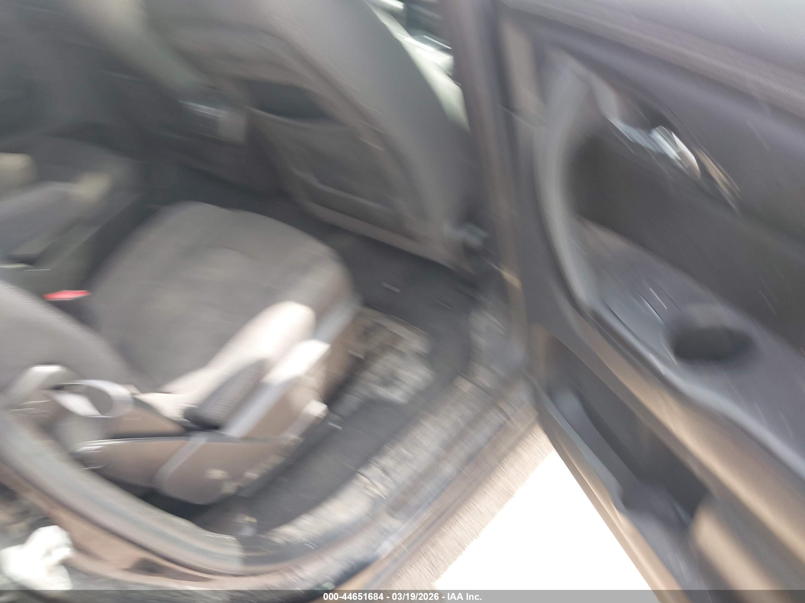 GMC ACADIA image 8