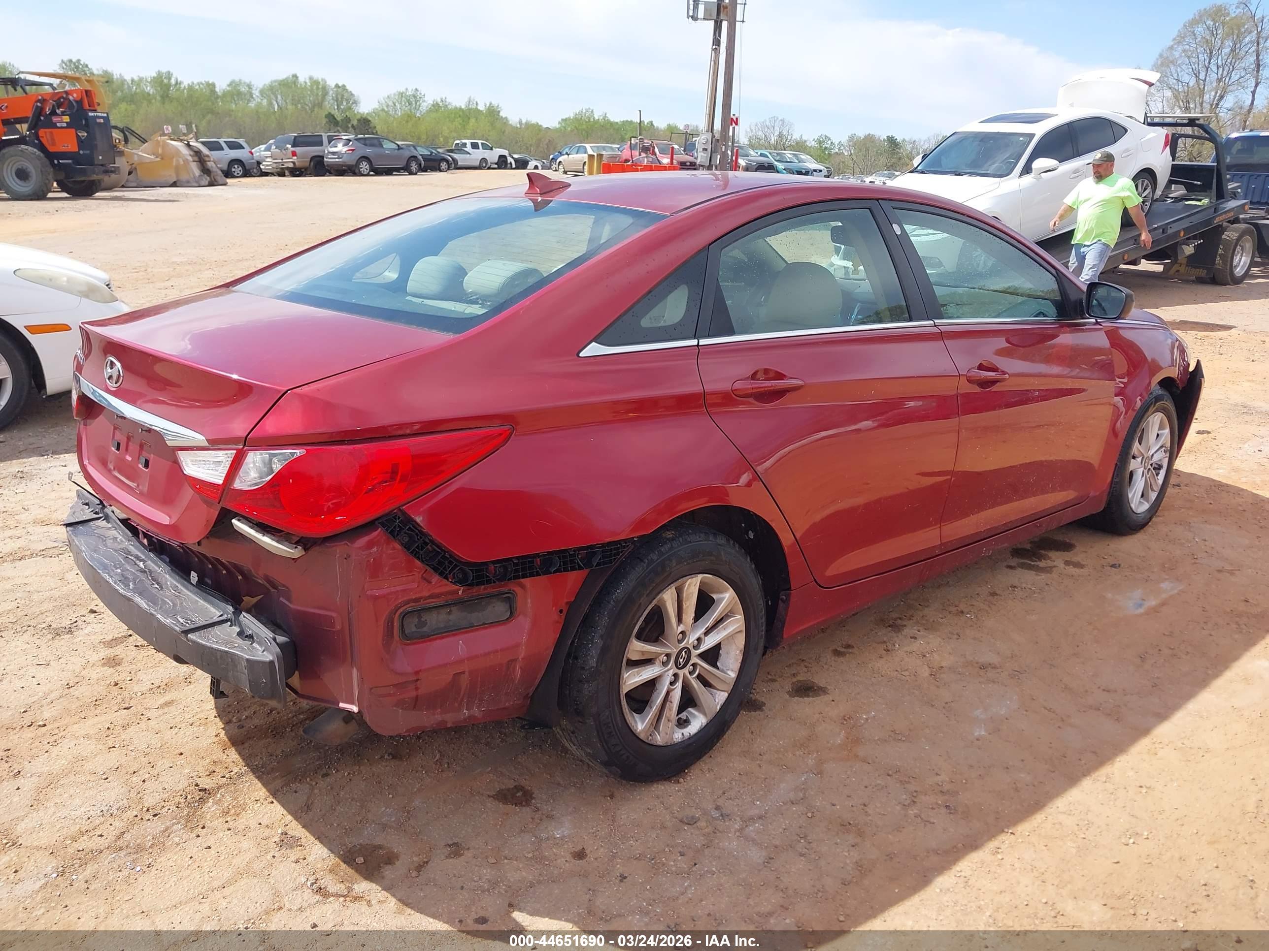 HYUNDAI SONATA image 4