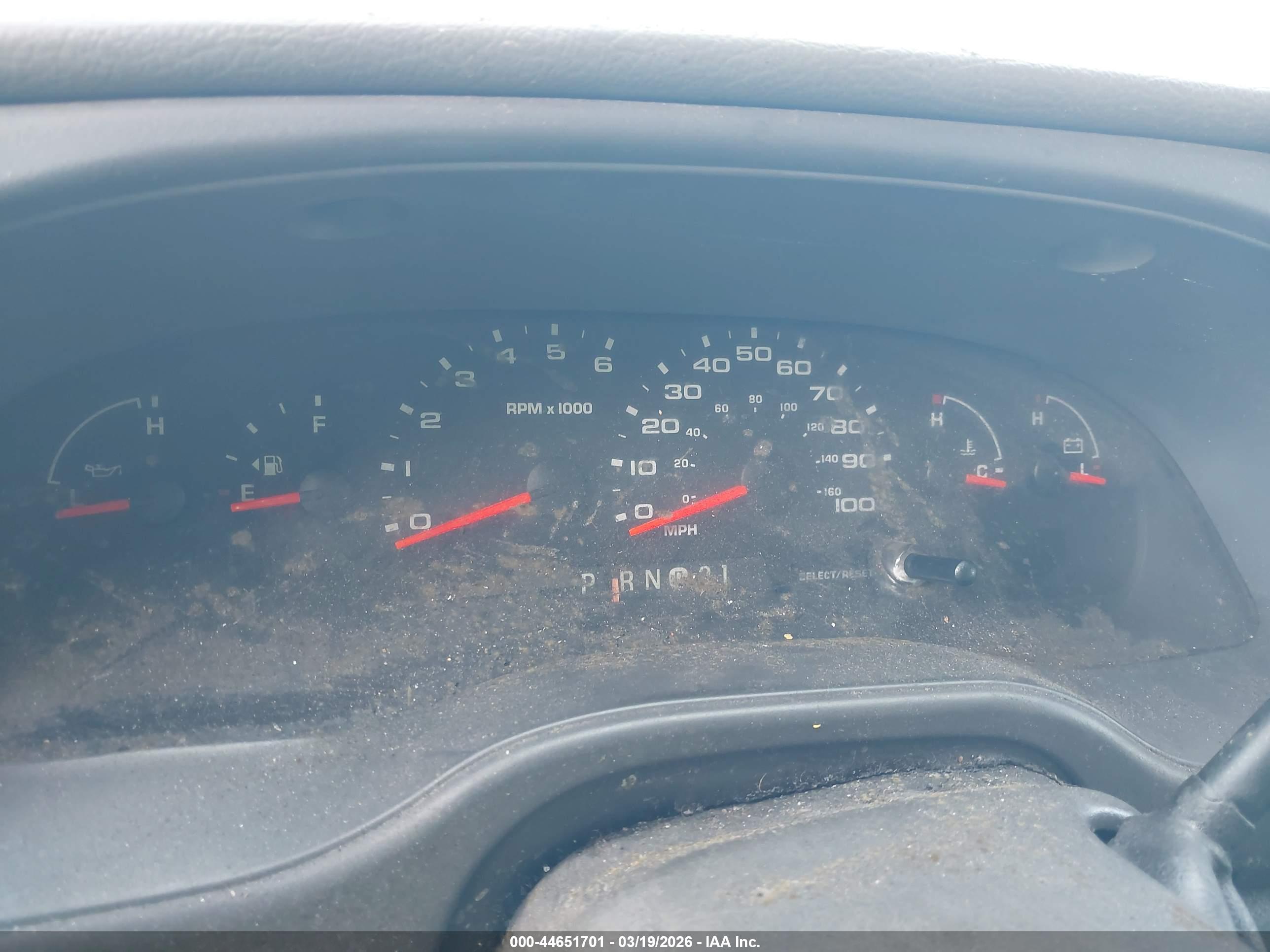 FORD E-350 image 6