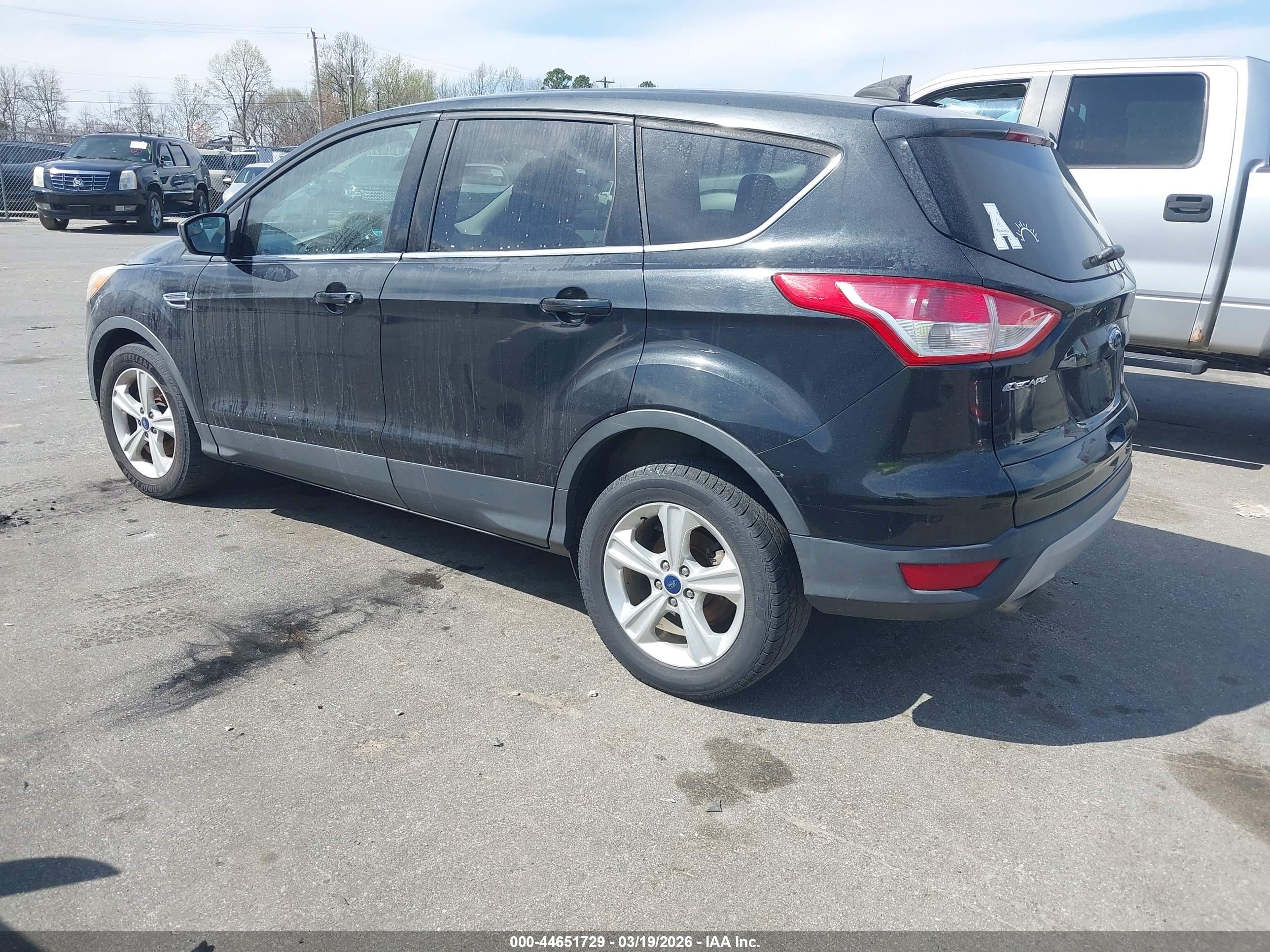 FORD ESCAPE image 3