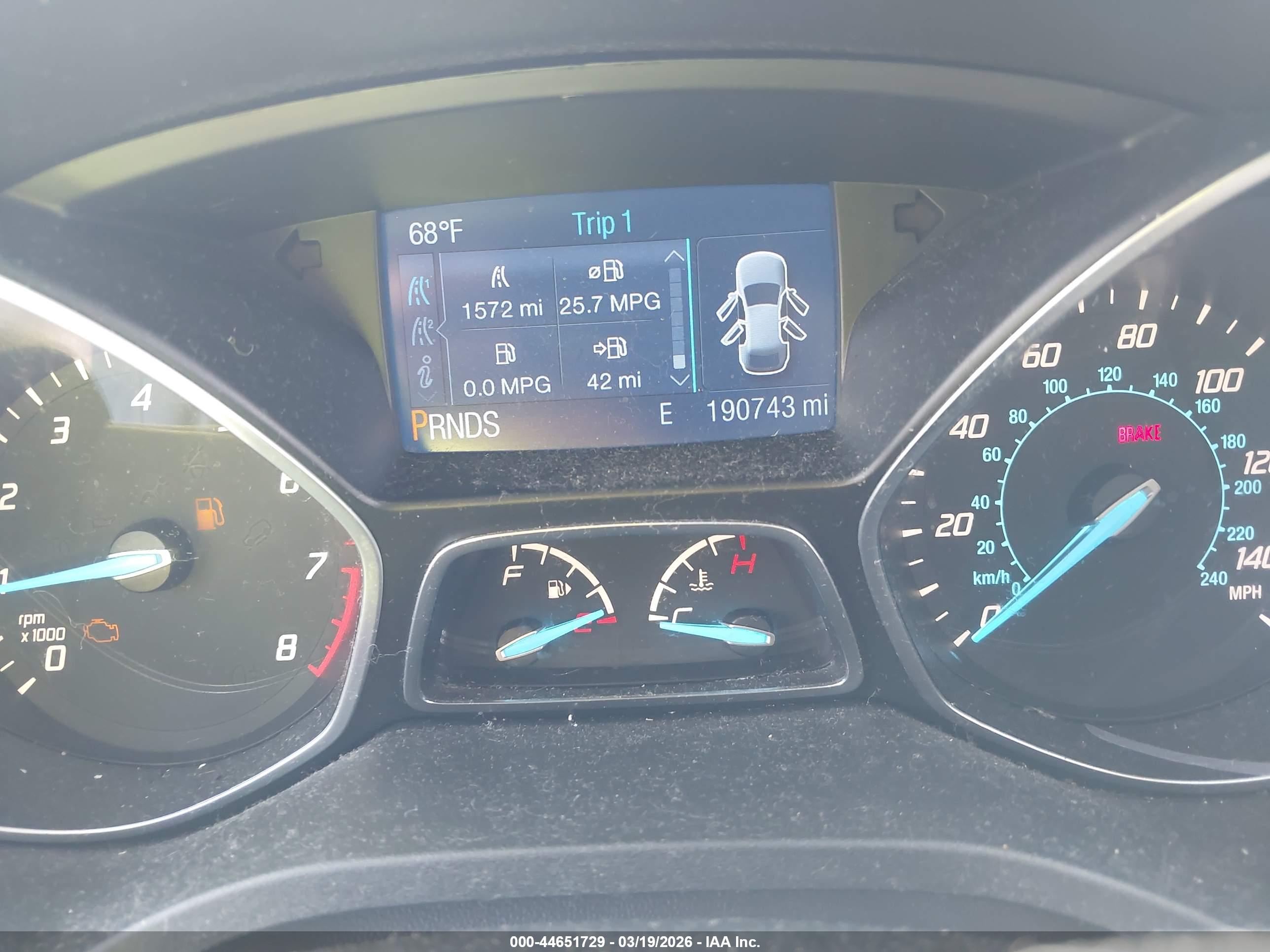 FORD ESCAPE image 7