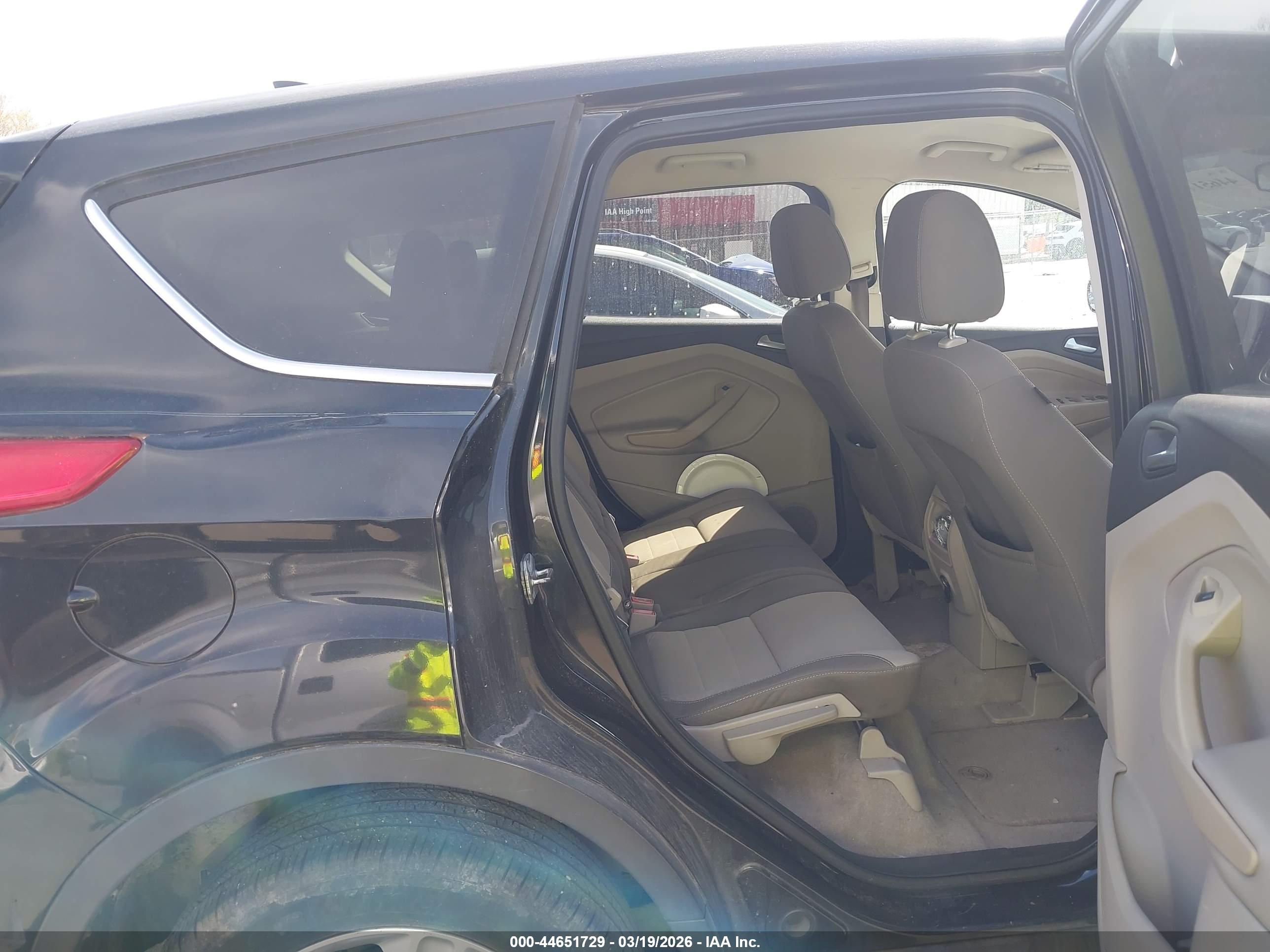 FORD ESCAPE image 8
