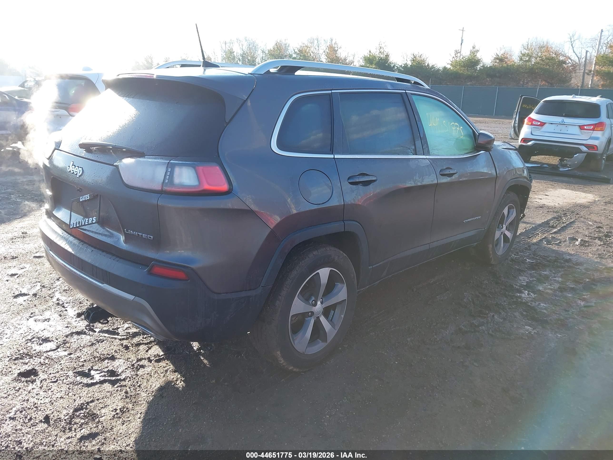 JEEP CHEROKEE image 4