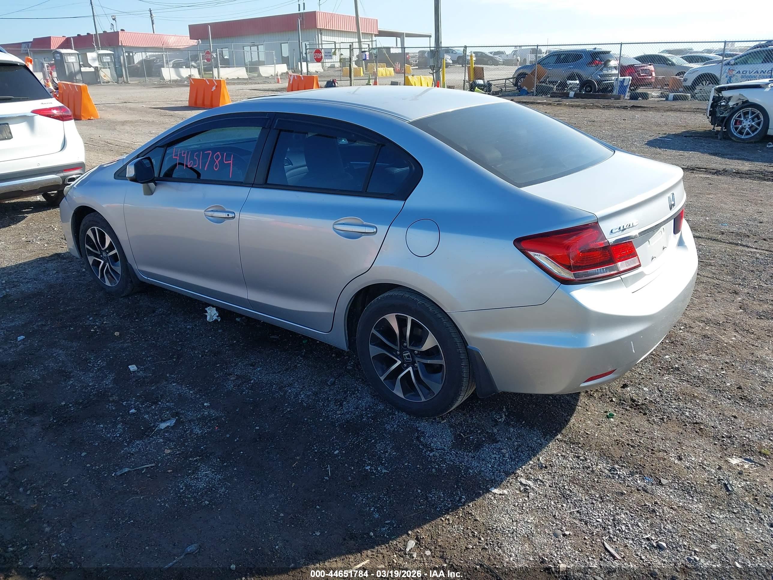 HONDA CIVIC image 3