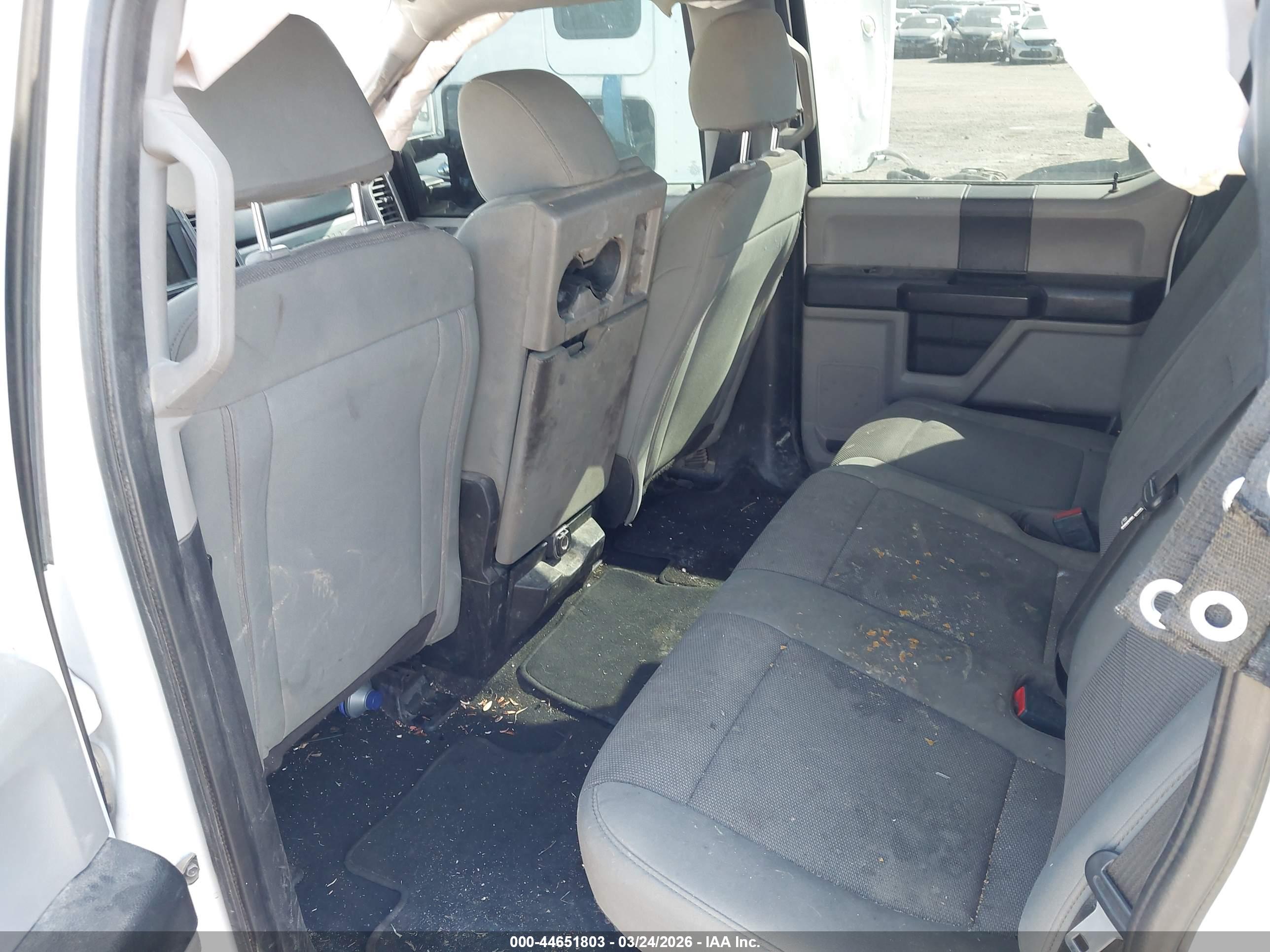 FORD F-350 image 8