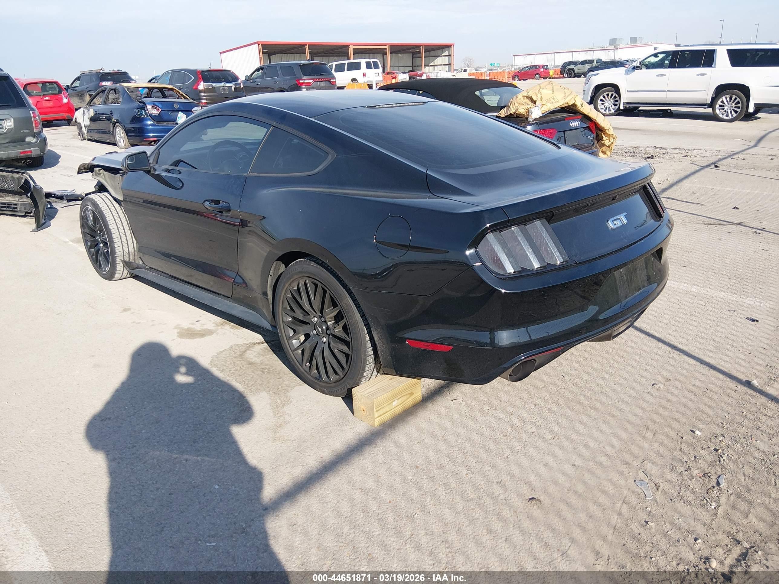 FORD MUSTANG image 3