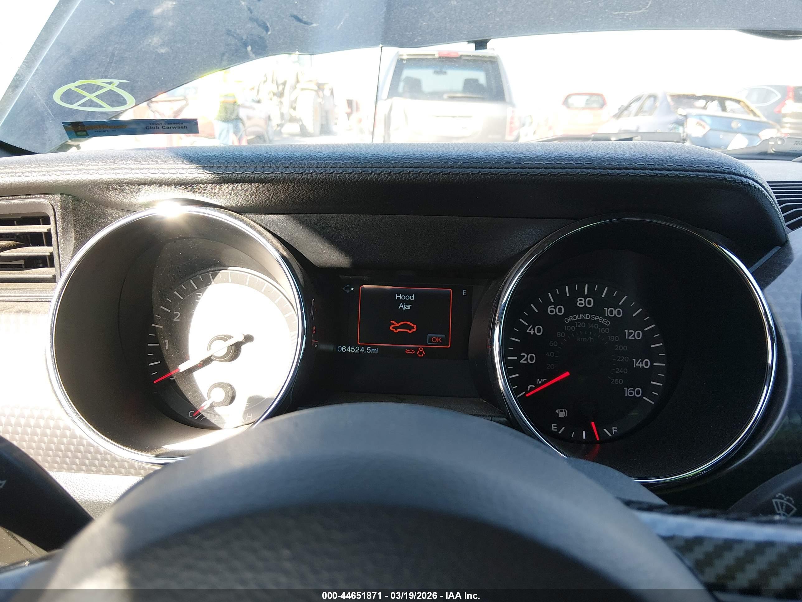 FORD MUSTANG image 7