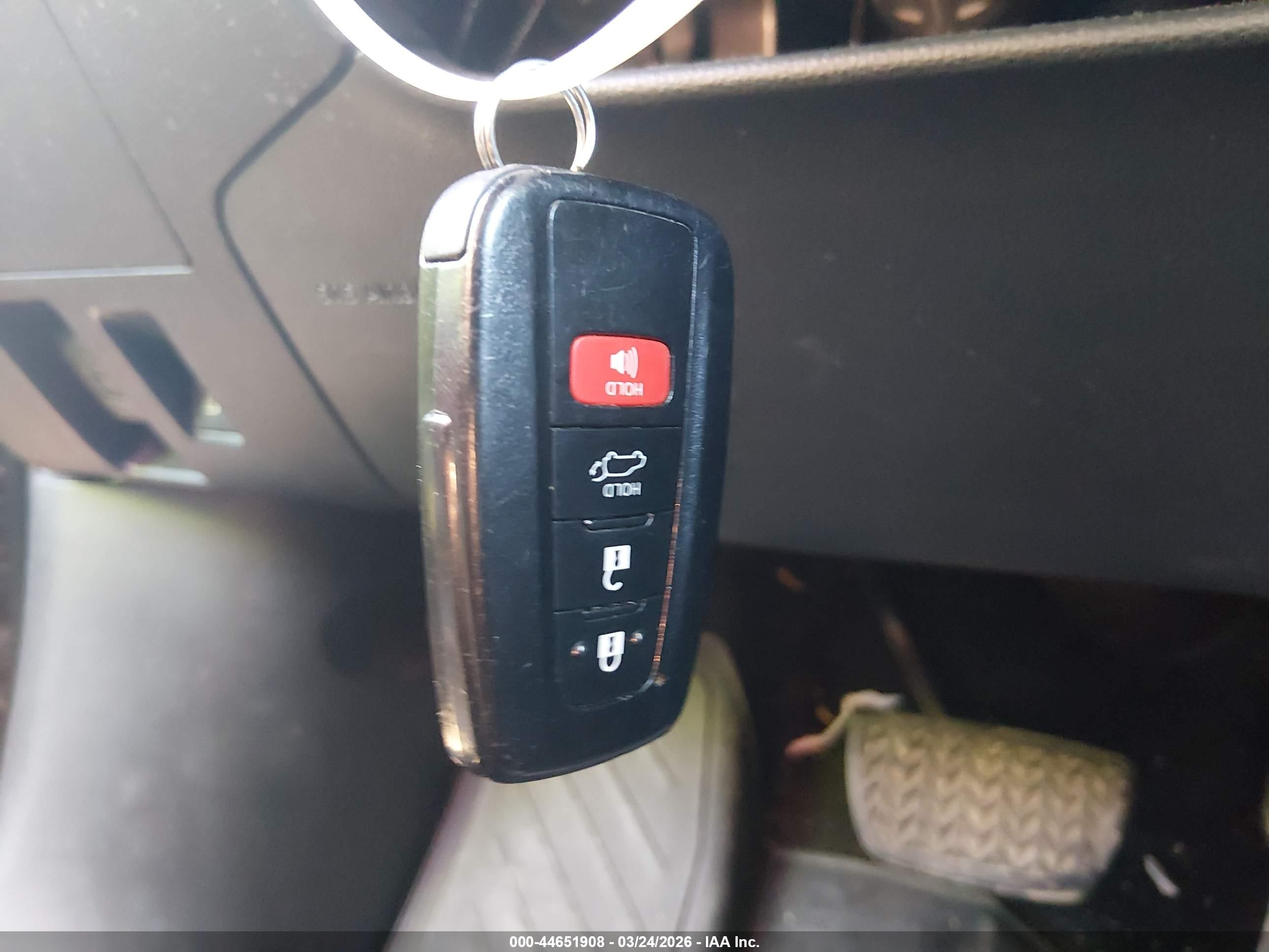 TOYOTA HIGHLANDER image 11