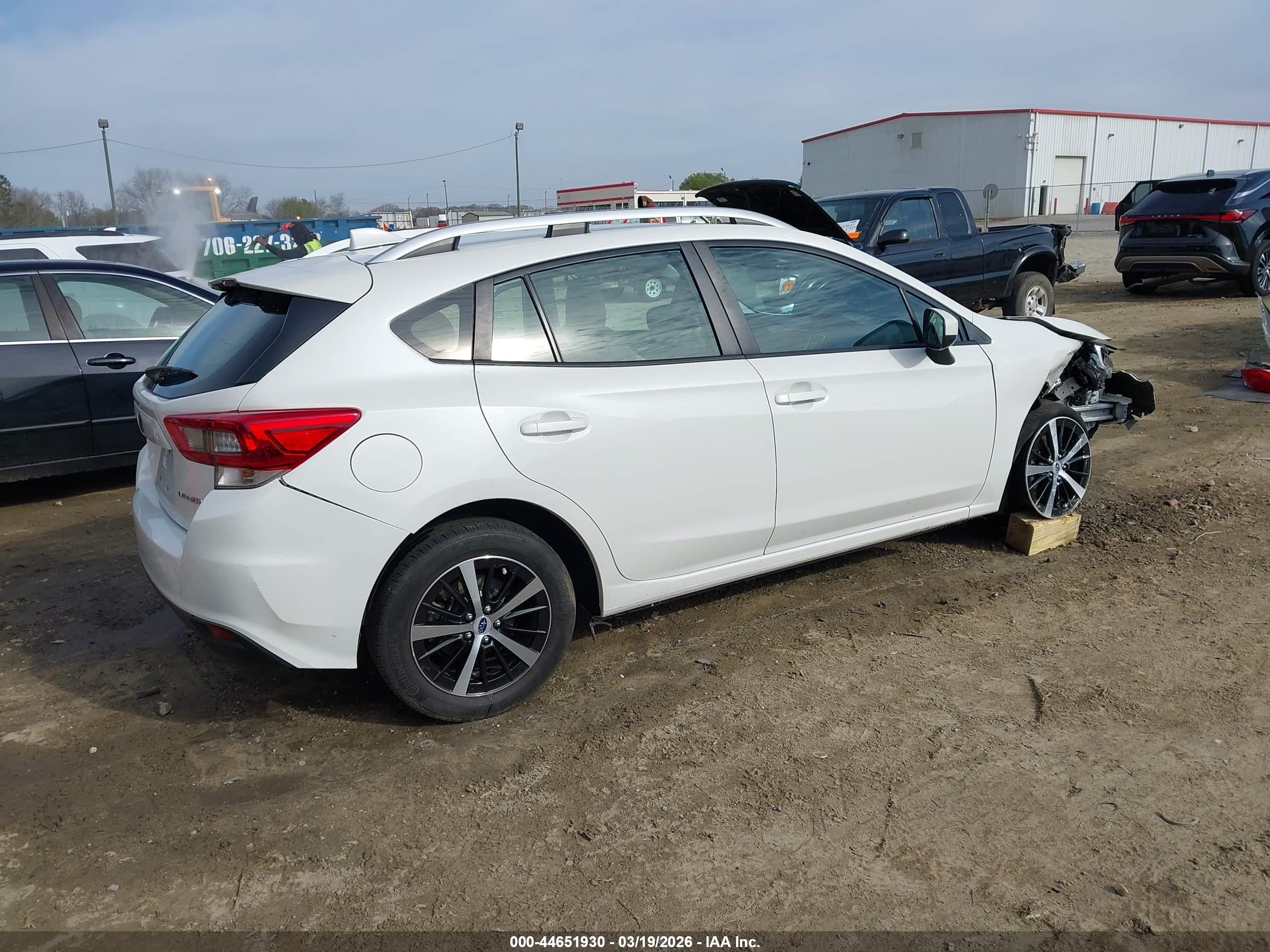 SUBARU IMPREZA image 4