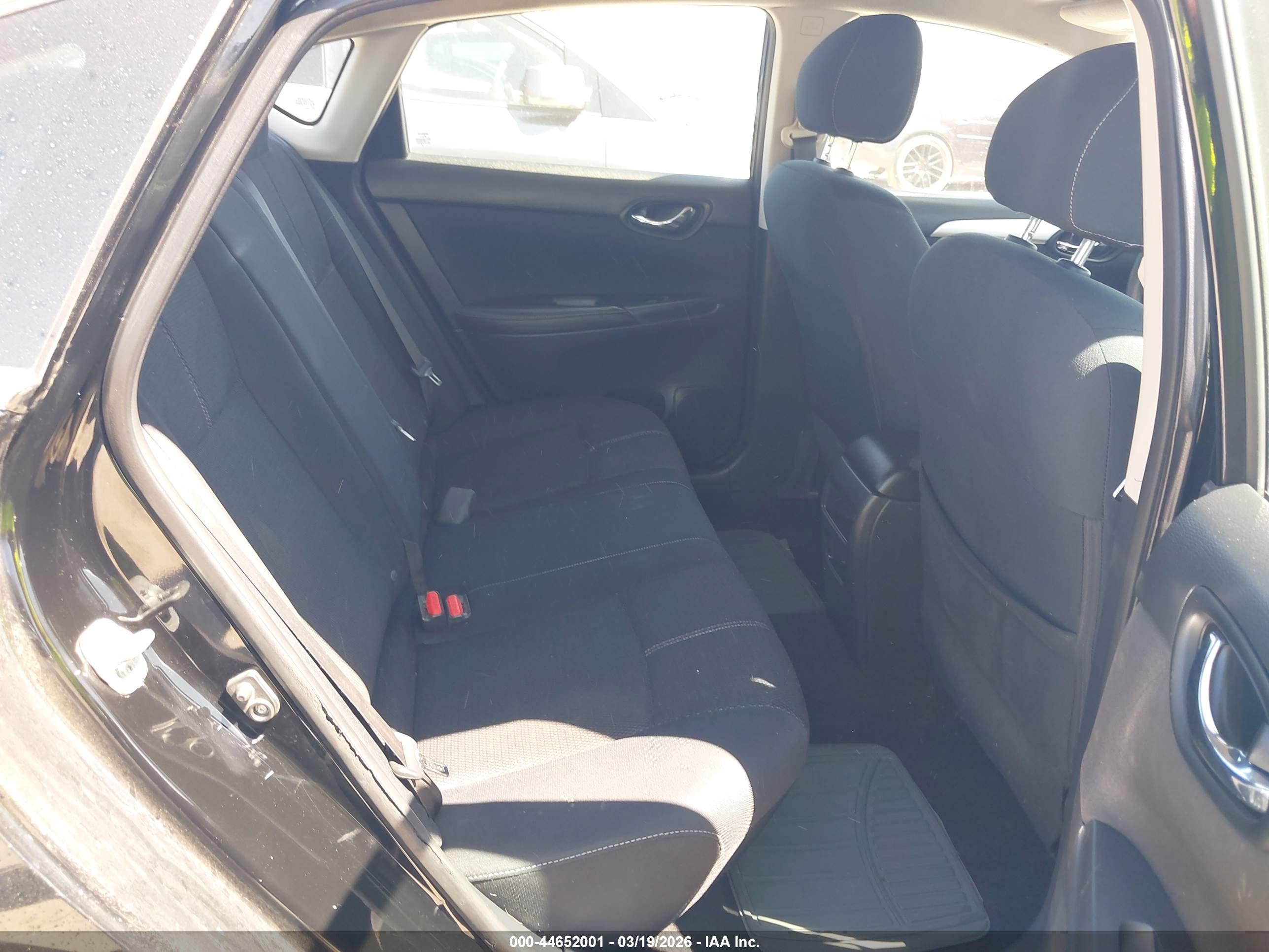 NISSAN SENTRA image 8