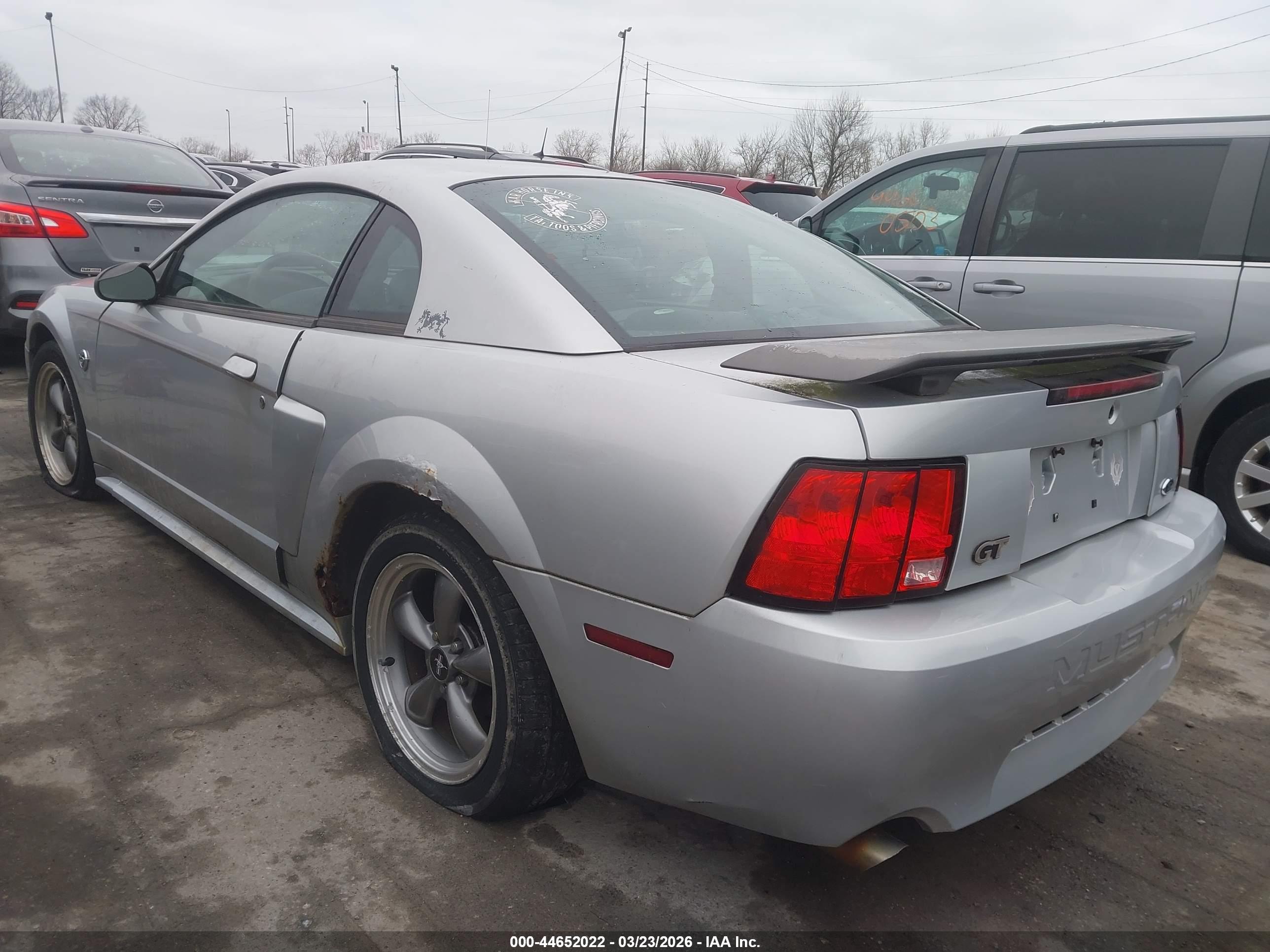 FORD MUSTANG image 3
