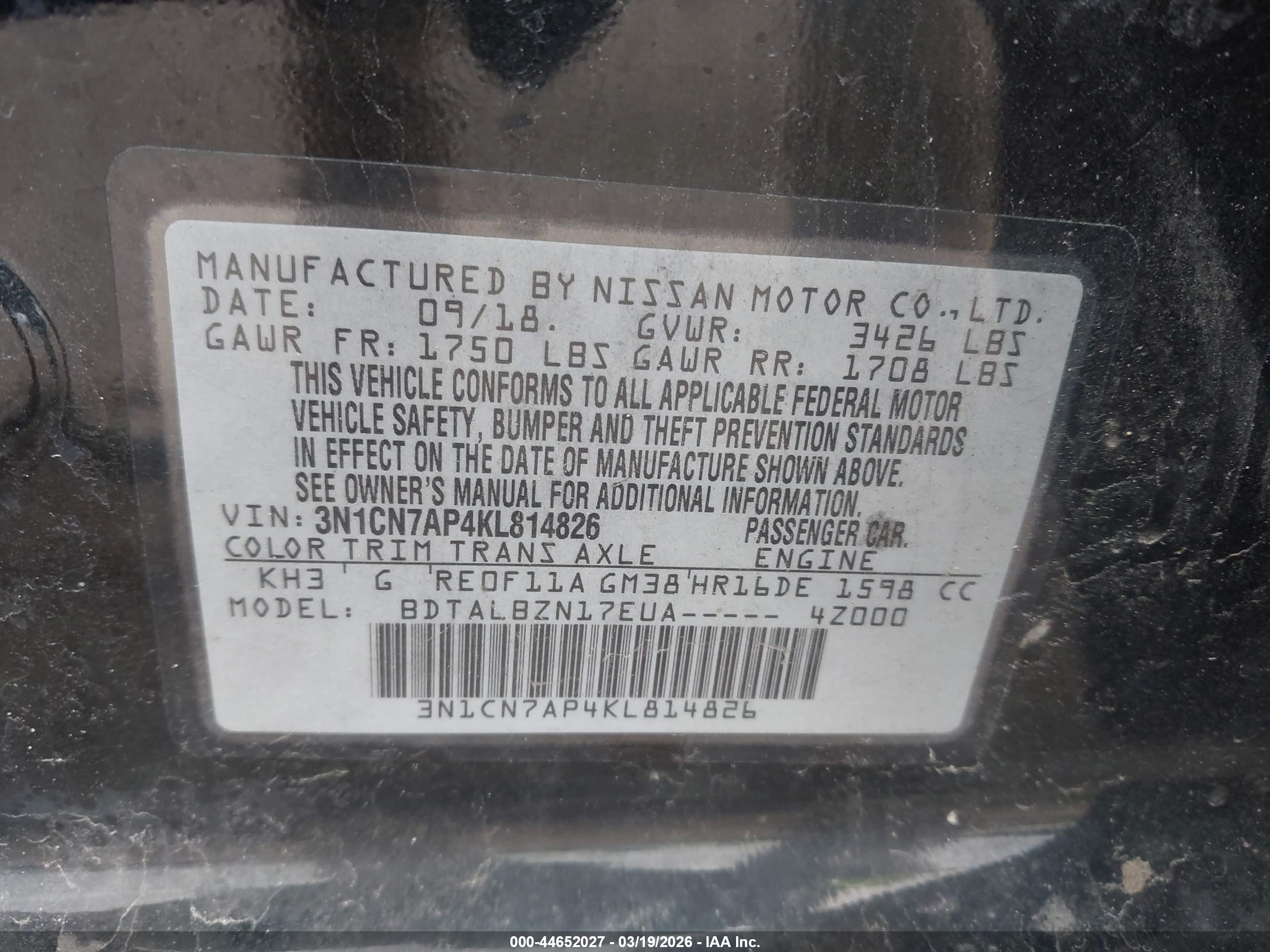 NISSAN VERSA image 9