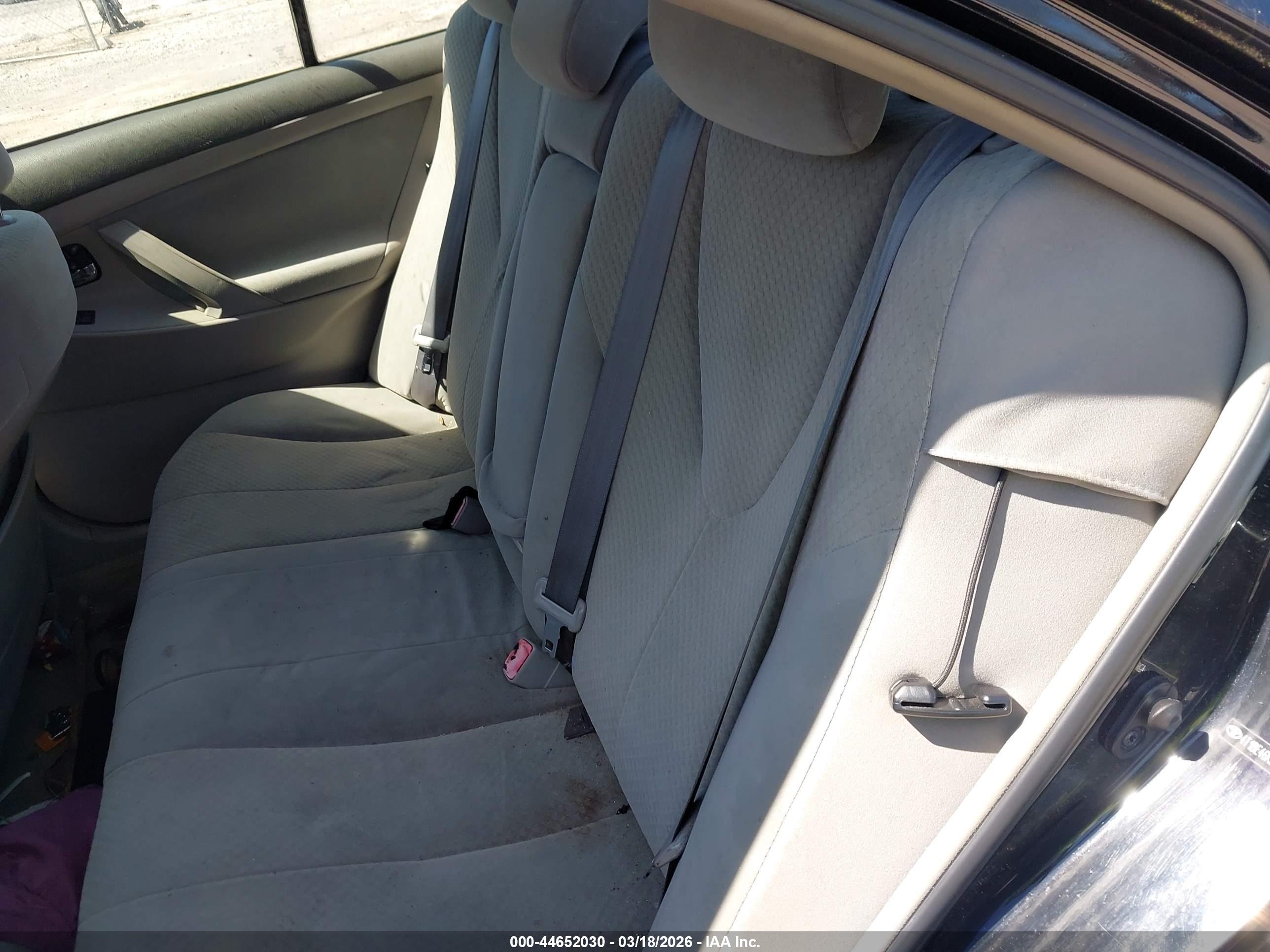 TOYOTA CAMRY image 8