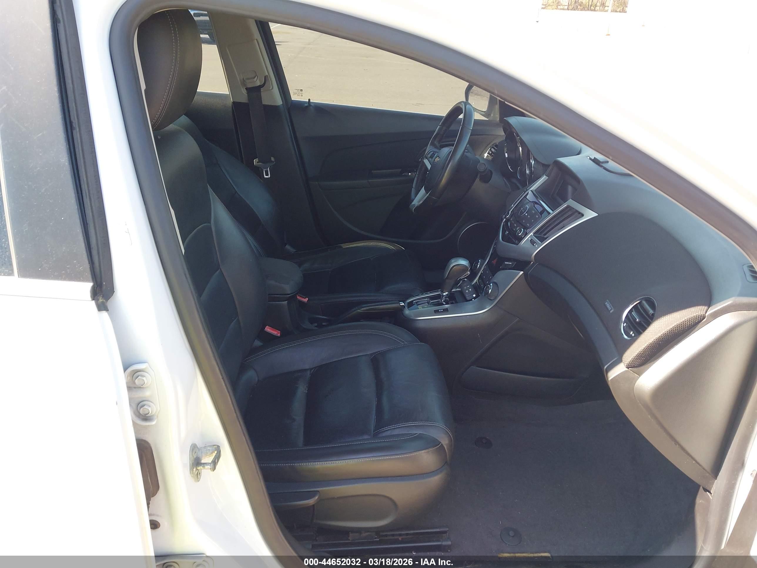 CHEVROLET CRUZE image 5