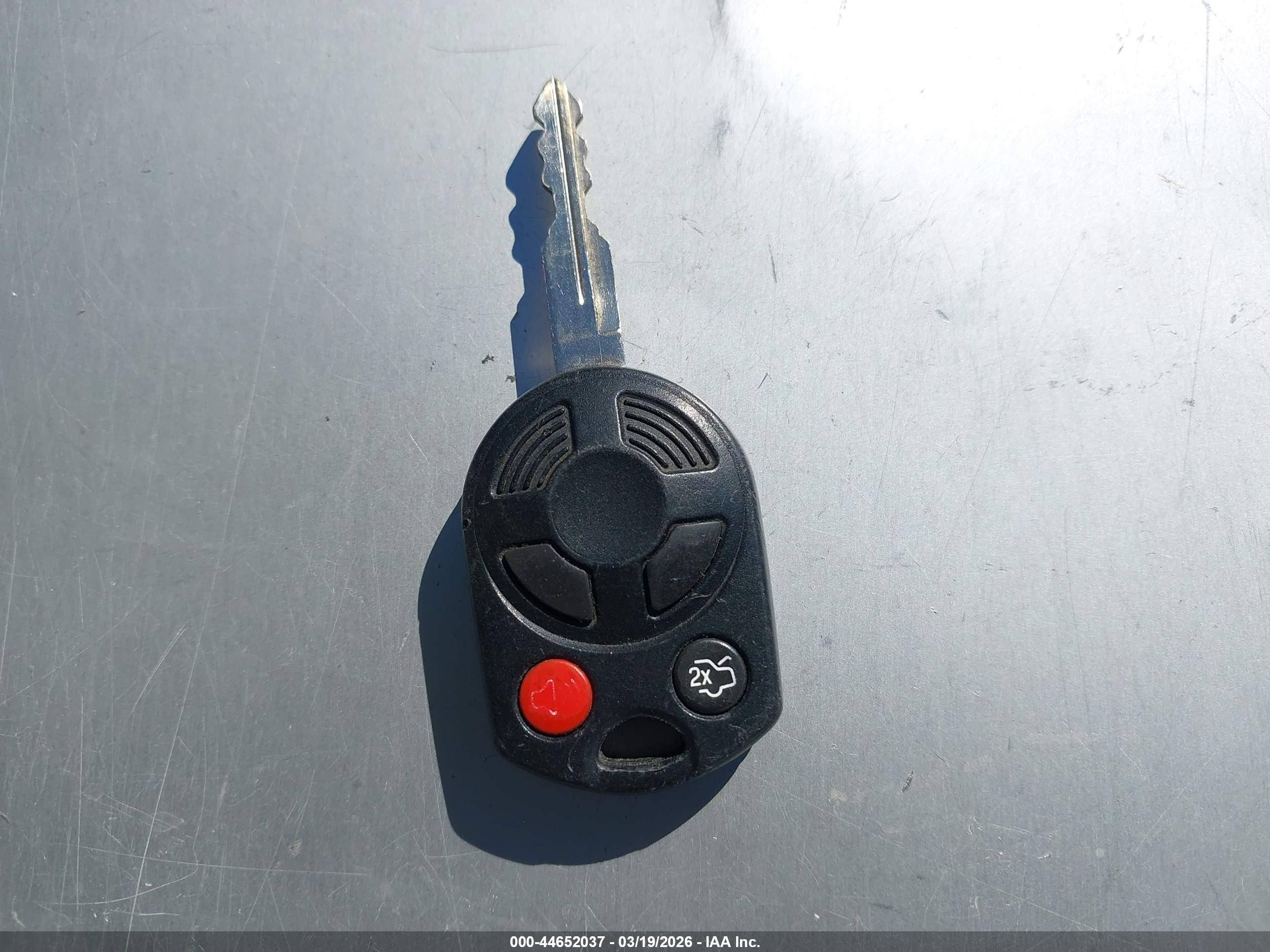 FORD ESCAPE image 11