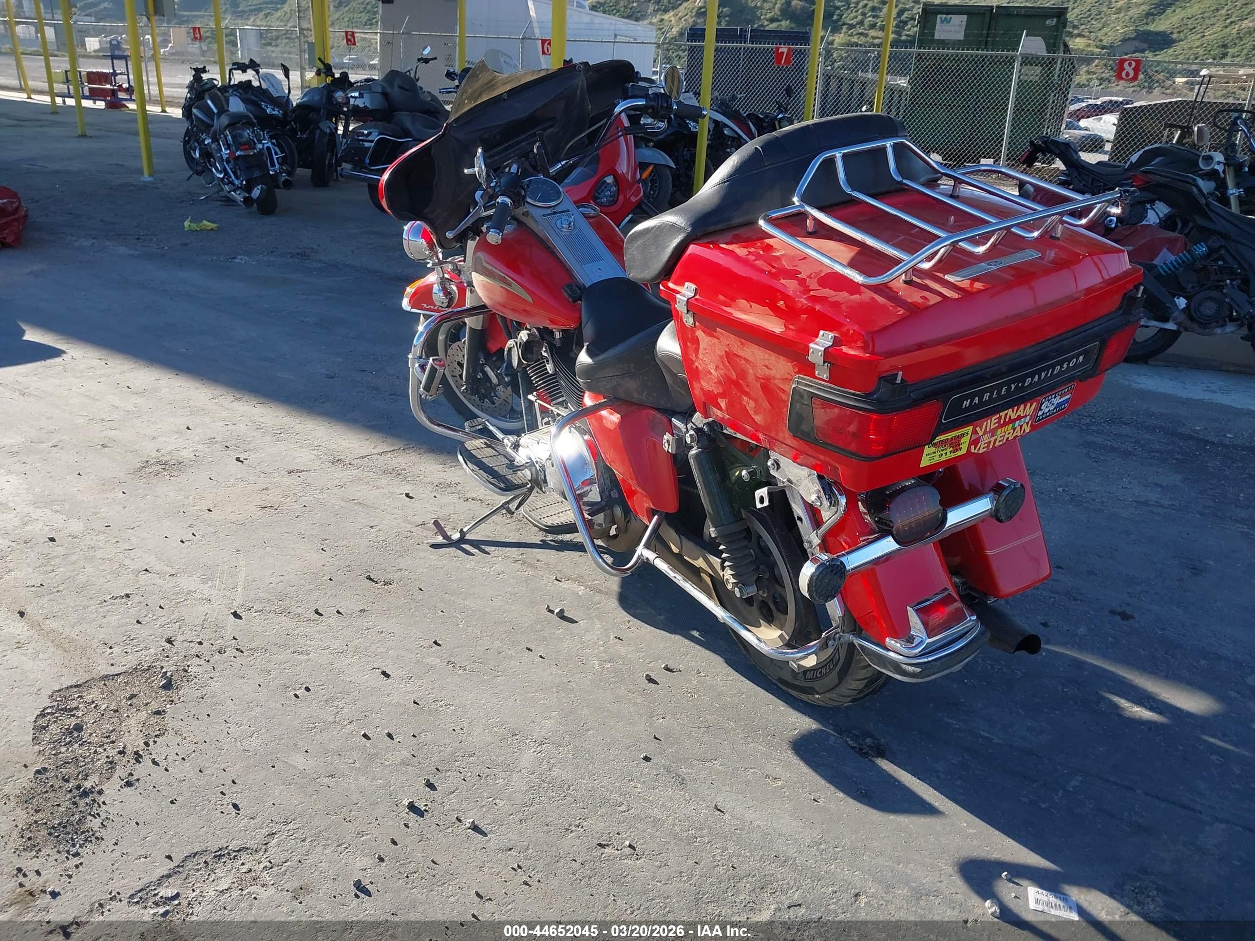 HARLEY-DAVIDSON FLHRI image 3