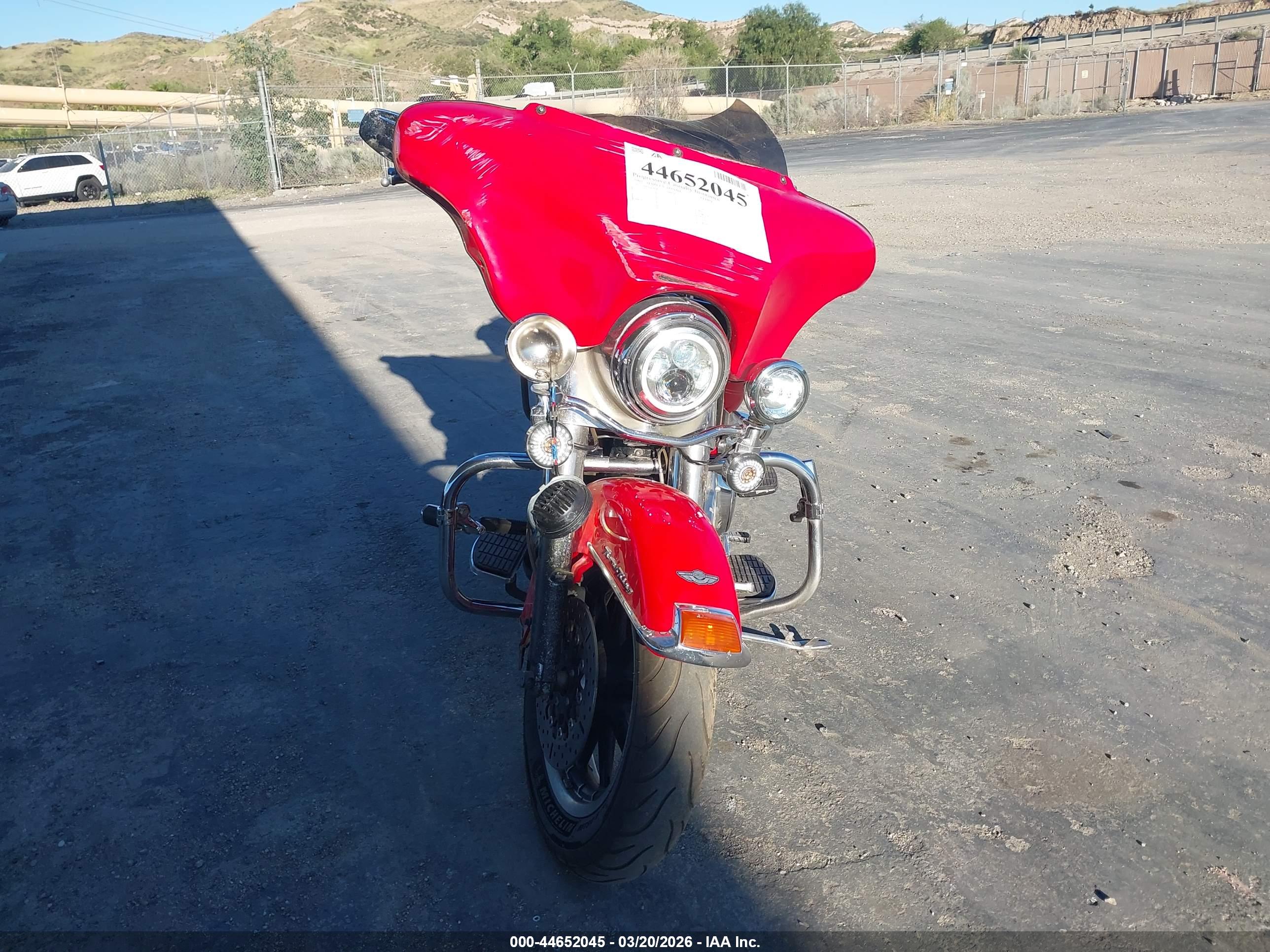 HARLEY-DAVIDSON FLHRI image 5